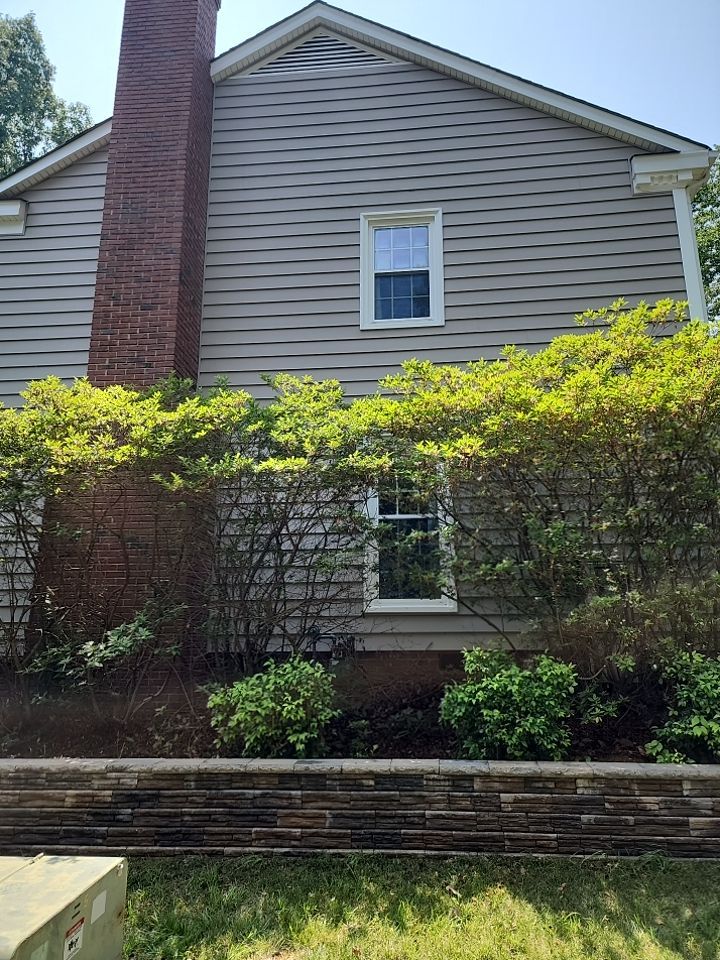 House Wash using cleaner by Power Wash Masters LLC