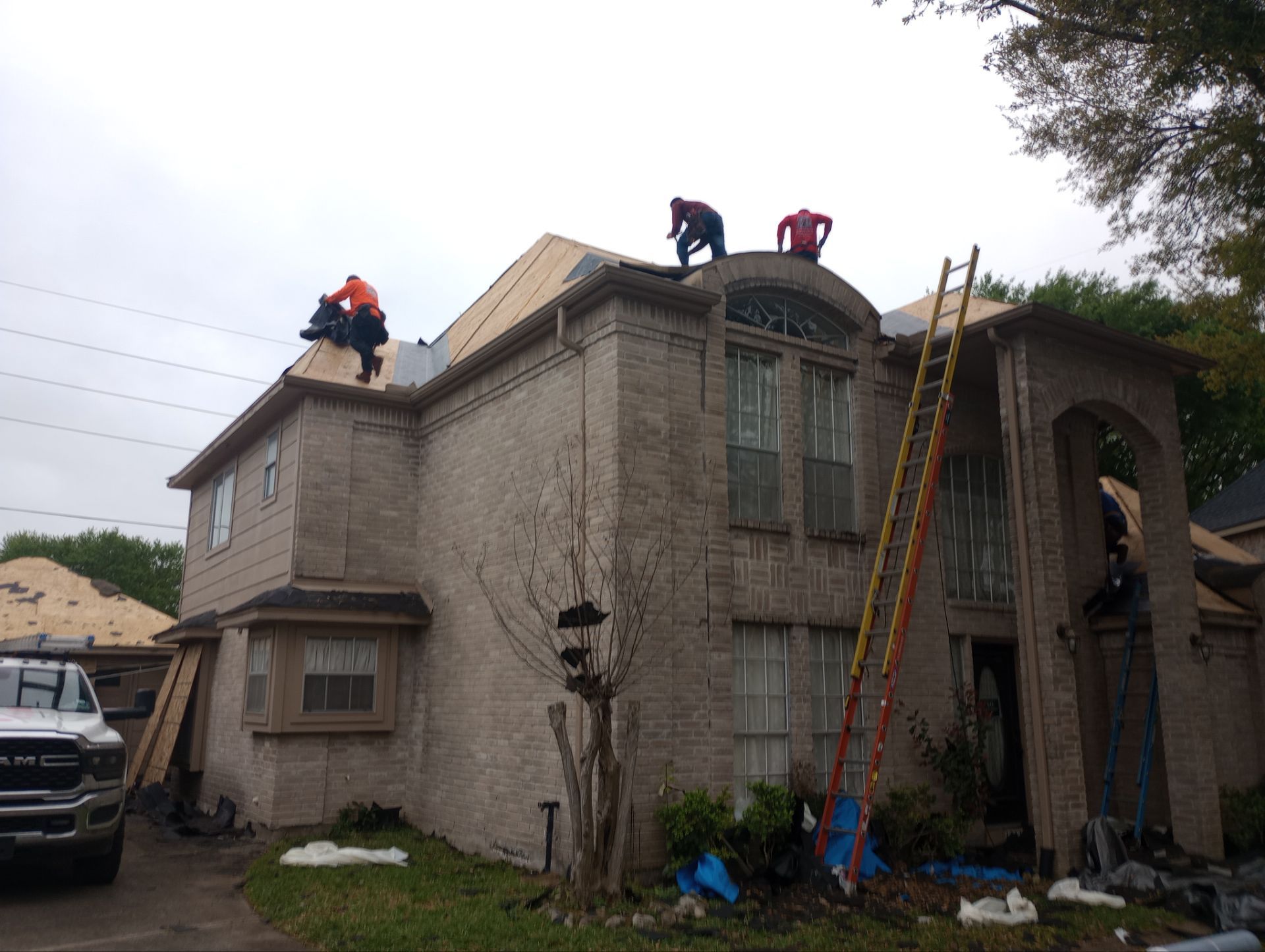 Residential Roofing Repair using Owen's Corning Duration (Lifetime) Shingles by Roof Repair Company