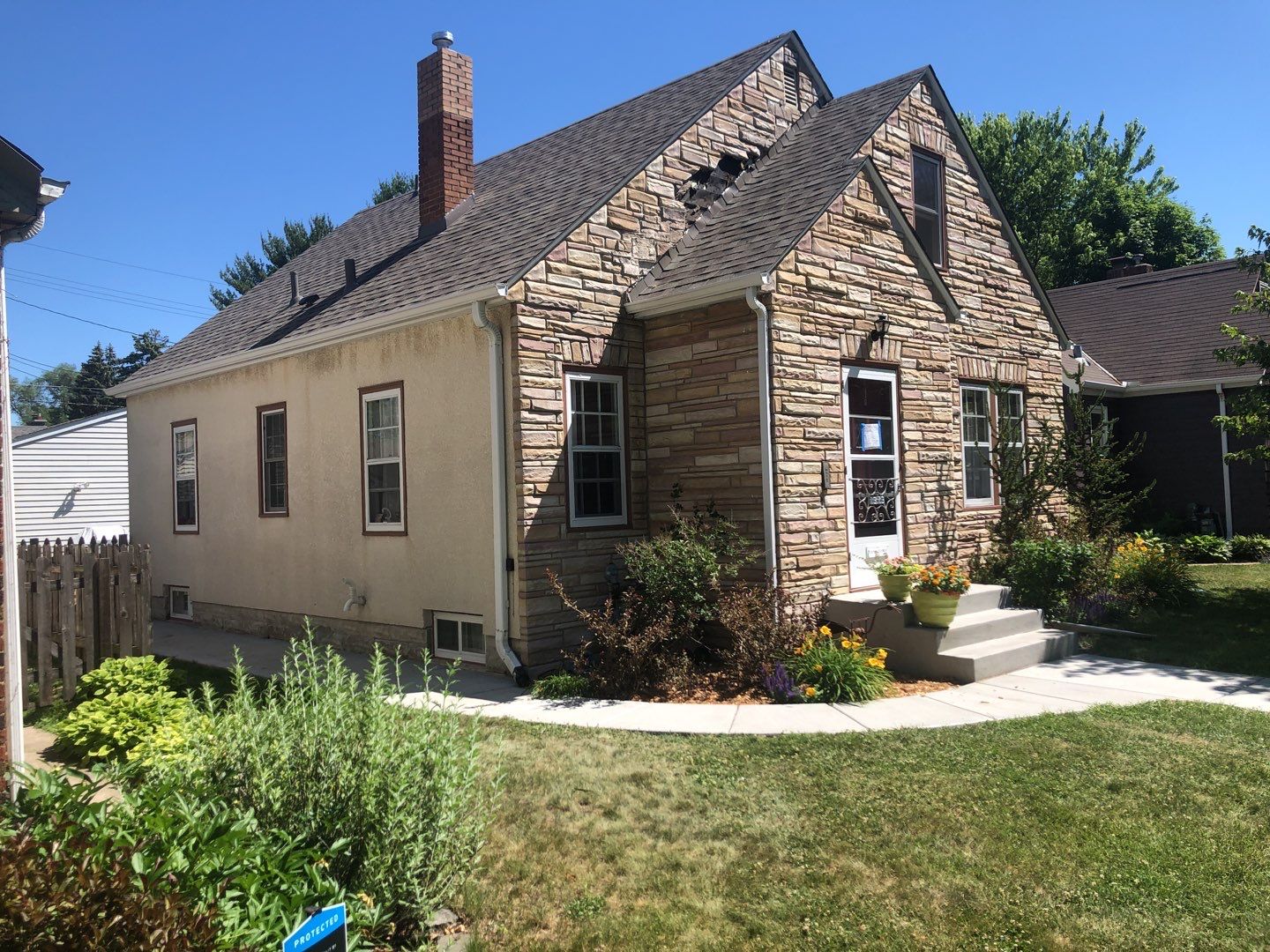 St. Paul, MN – Residential Roof Replacement by First Impressions Exteriors