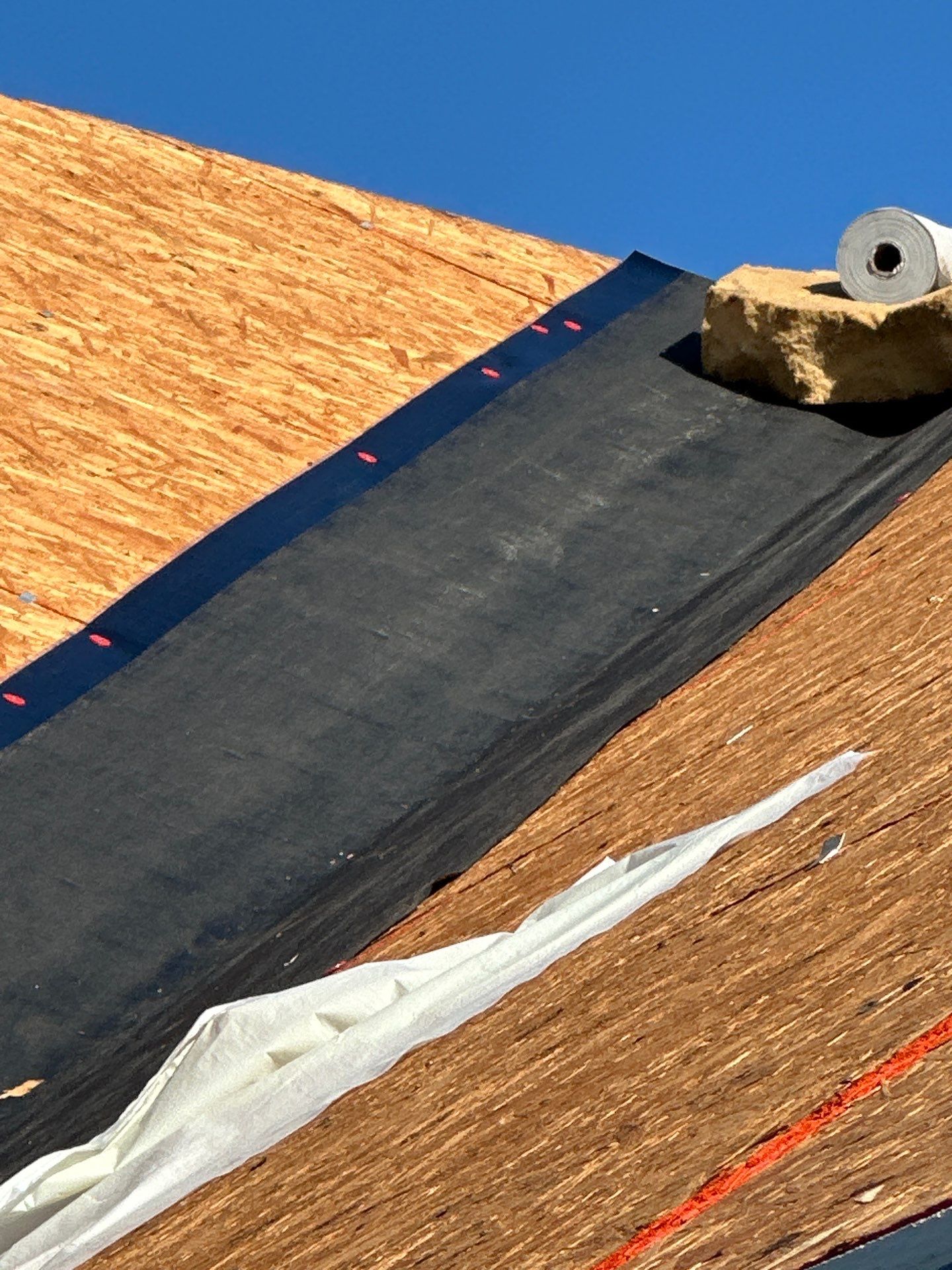 Gaf hdz charcoal by Motion Roofing