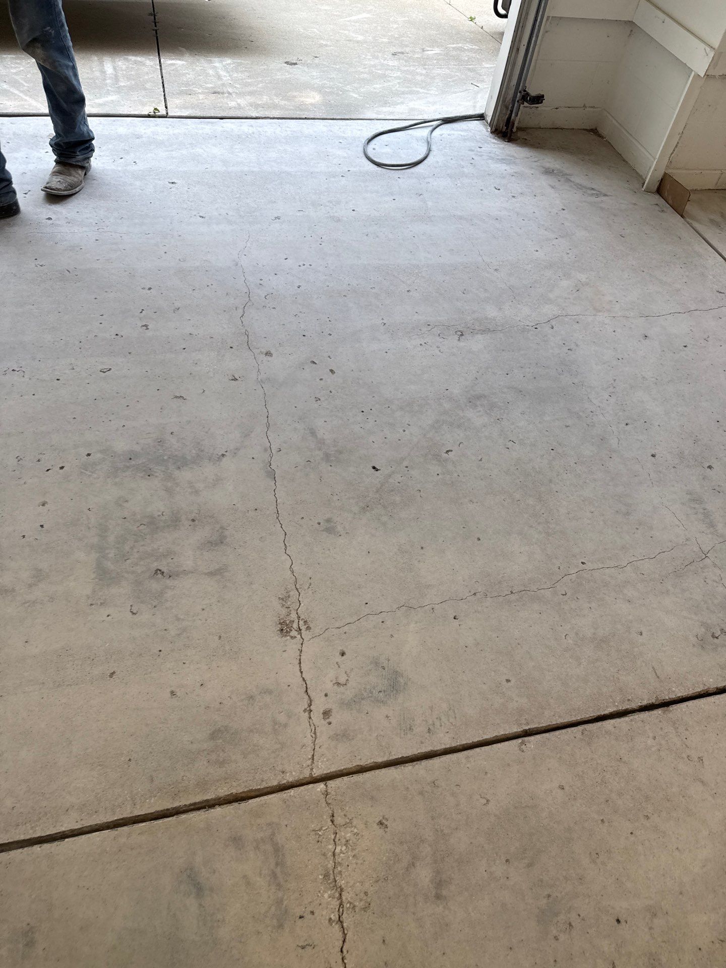 Garage Floor Coating and Repair in Urbandale by Revival Concrete Coatings
