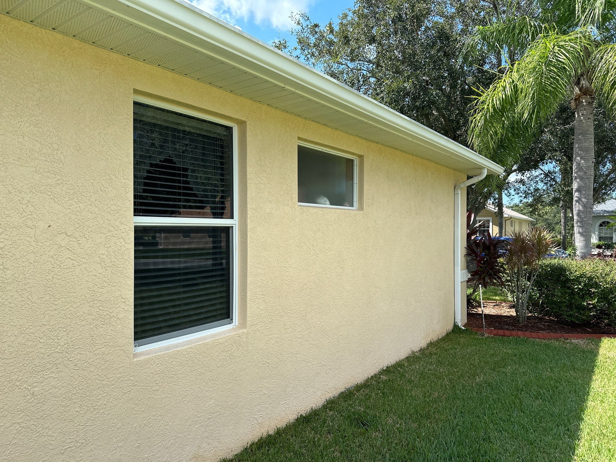 House Wash, Paver Patio Cleaning & Driveway Cleaning in Waterford – Palmetto, FL by Sunshine AquaWash