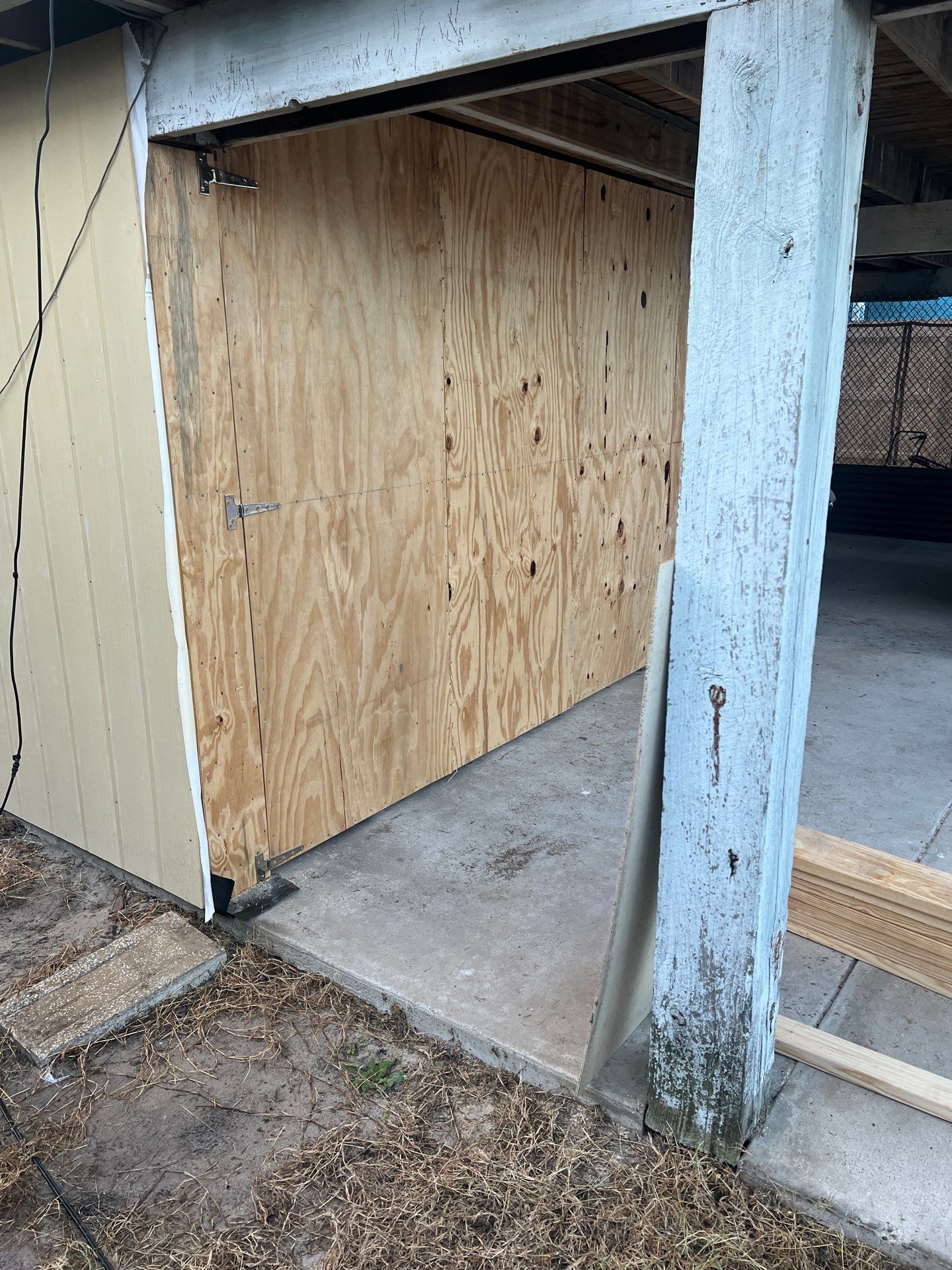 Bayfront Knows Breakaway Walls! by Bayfront Roofing and Construction