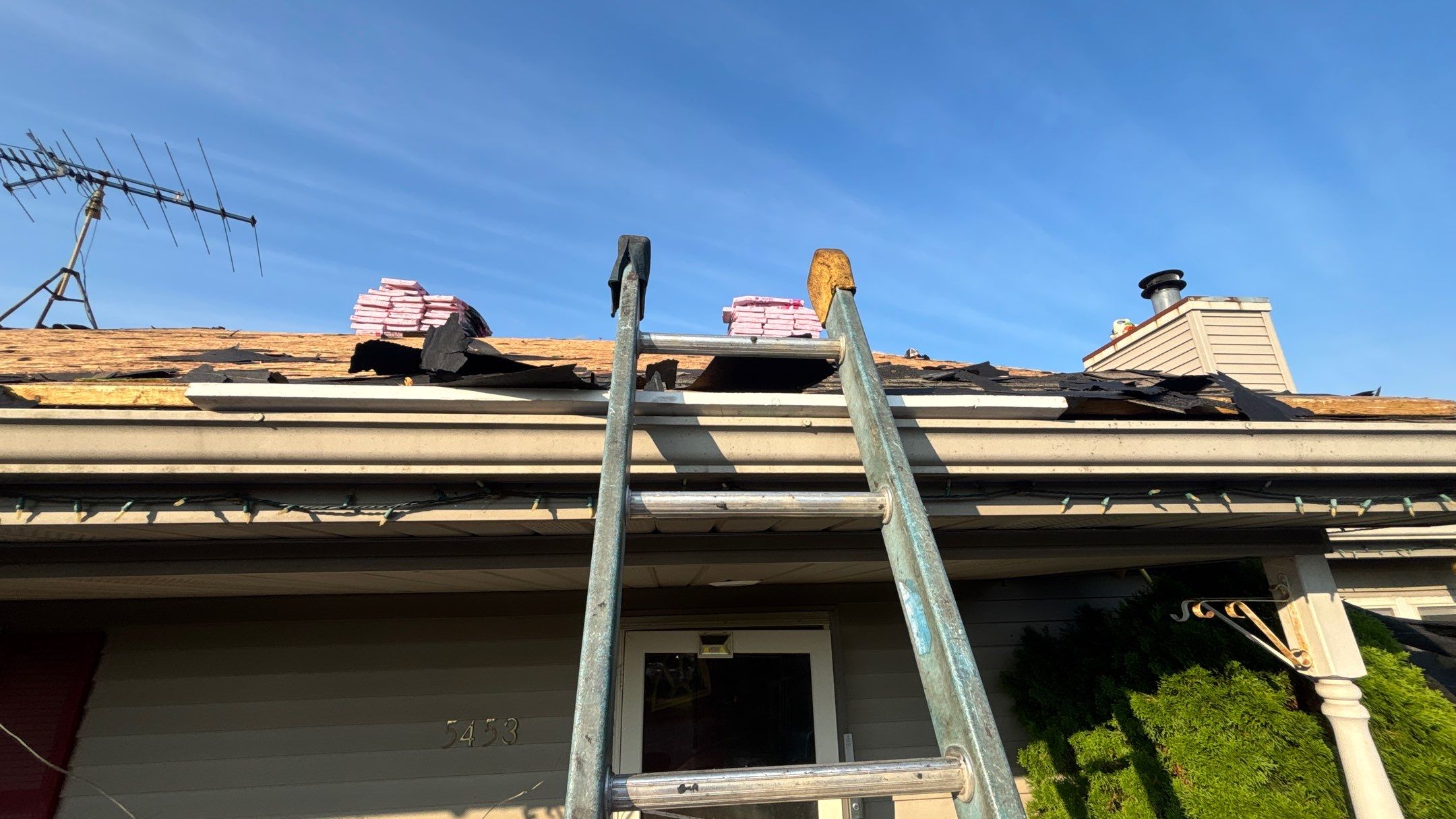 Roof Replacement using Owens Corning Tru Definitions by 180 Contractors
