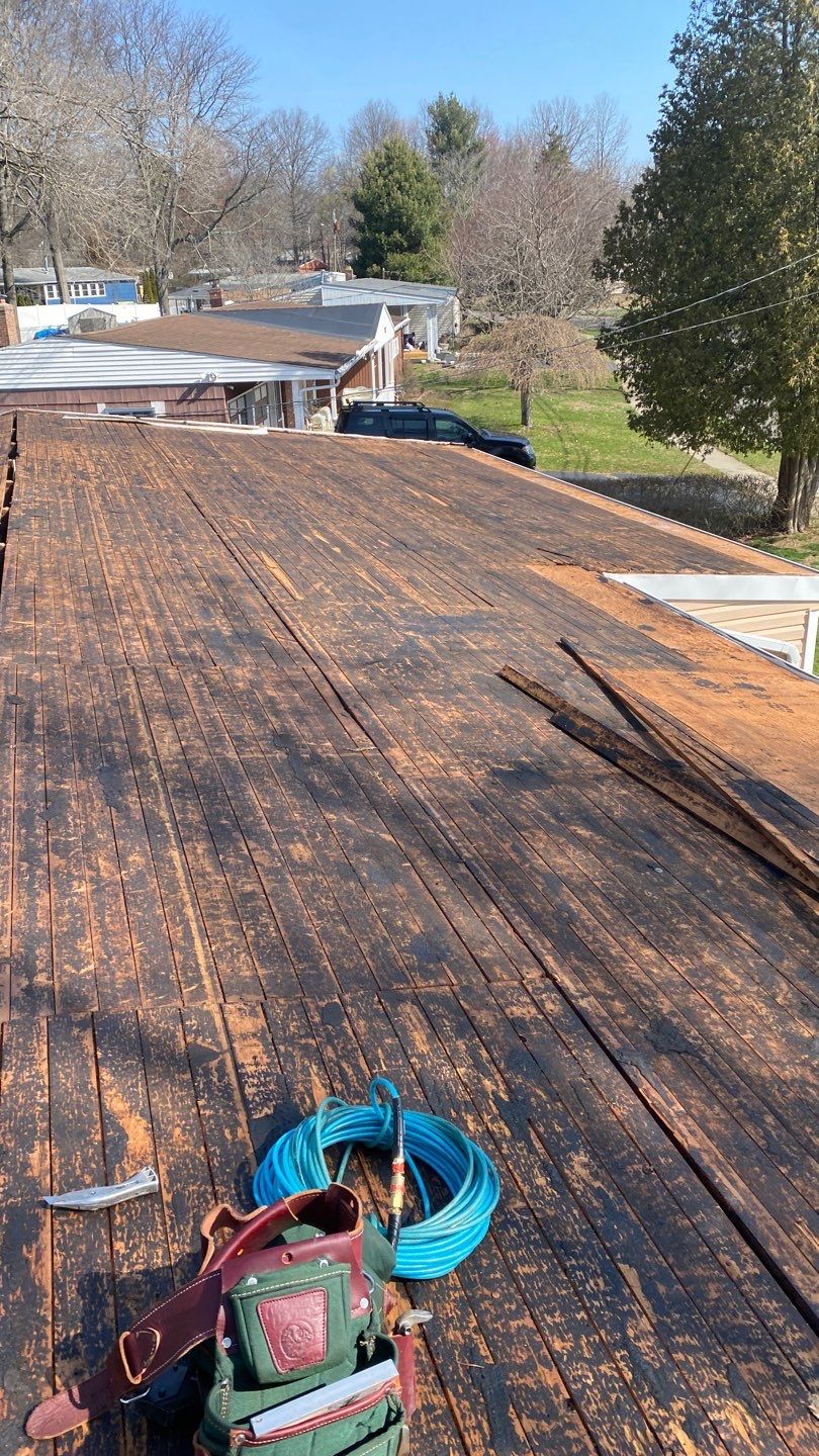 Residential Roofing Installation using Owens Corning TruDefinition Peppercorn  by A Plus Exterior