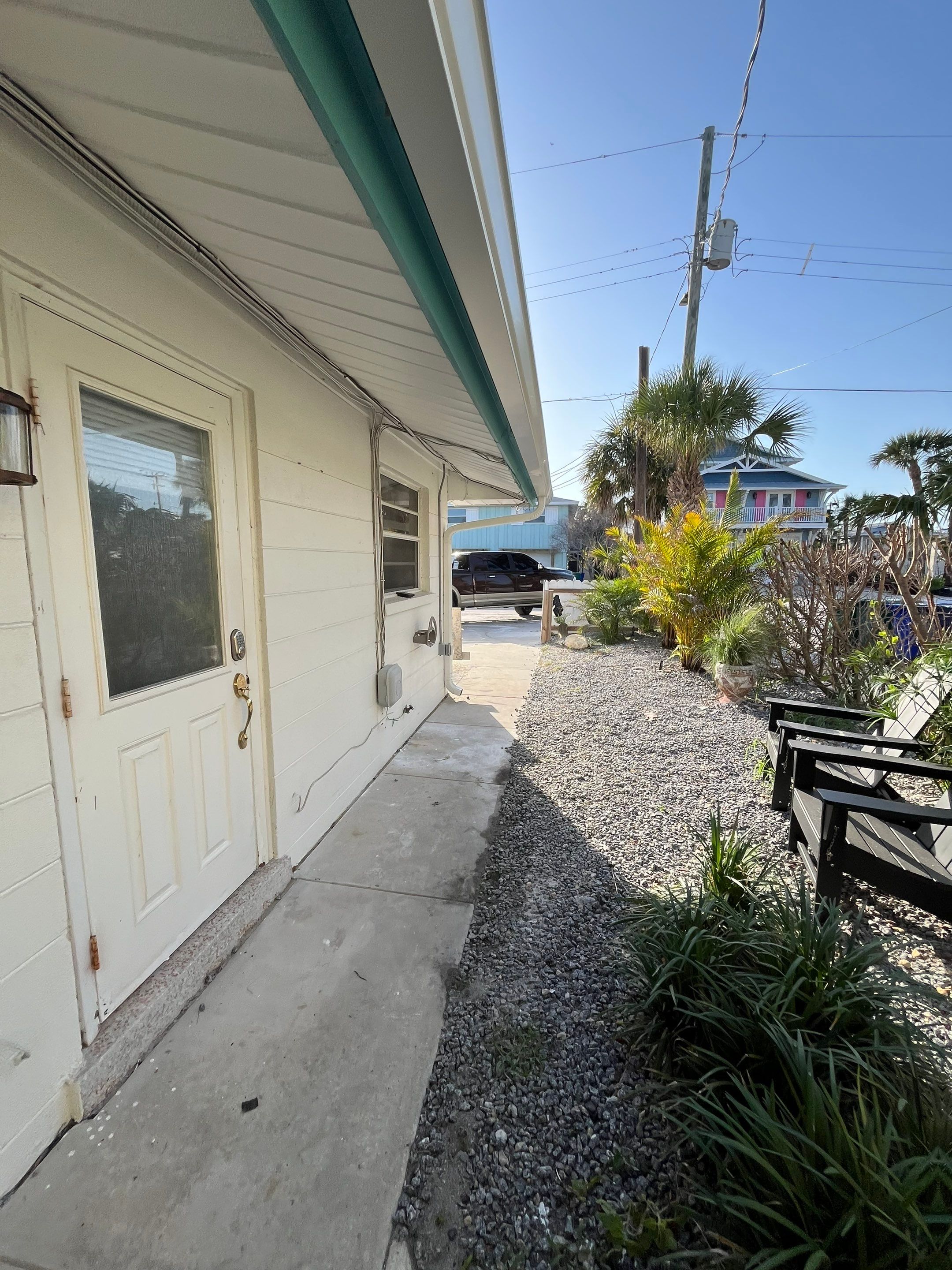 Splash Guard Gutter System and 7-inch Installation in Anna Maria FL by Gutter Professors