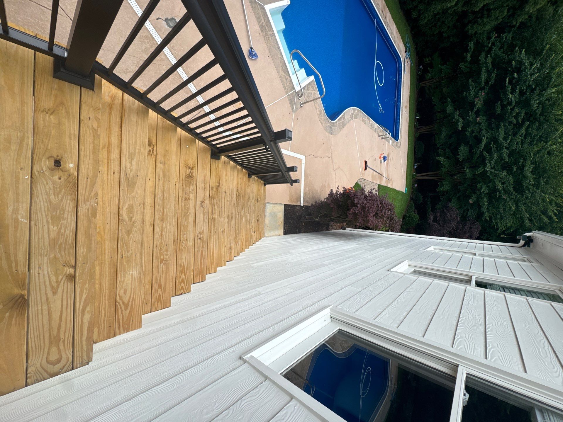Elevated Deck and Screened-In Porch Replacement in Powder Springs by Swift Home Renovations