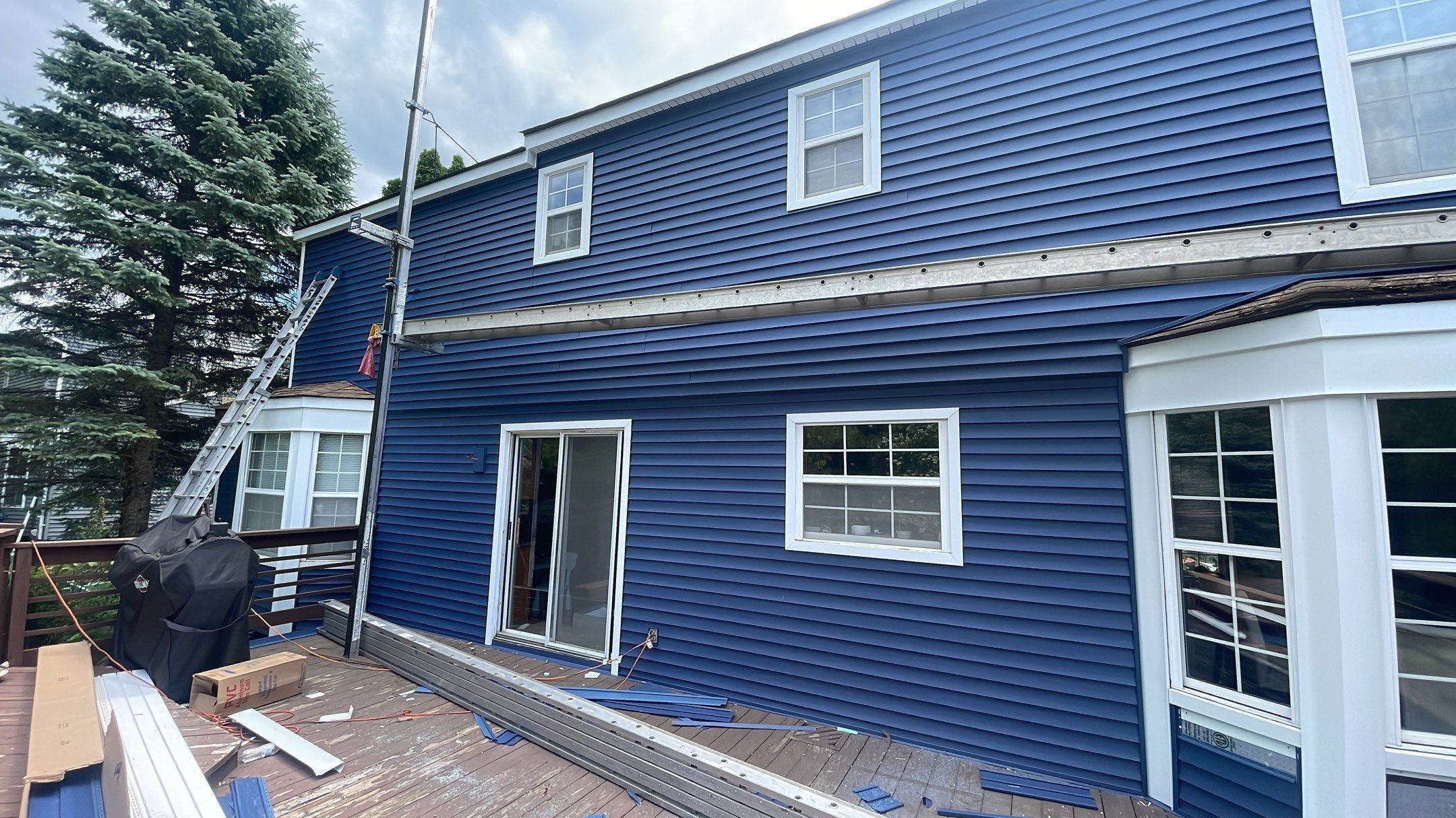 Siding Replacement using CertainTeed Restoration Classis D4 by 180 Contractors