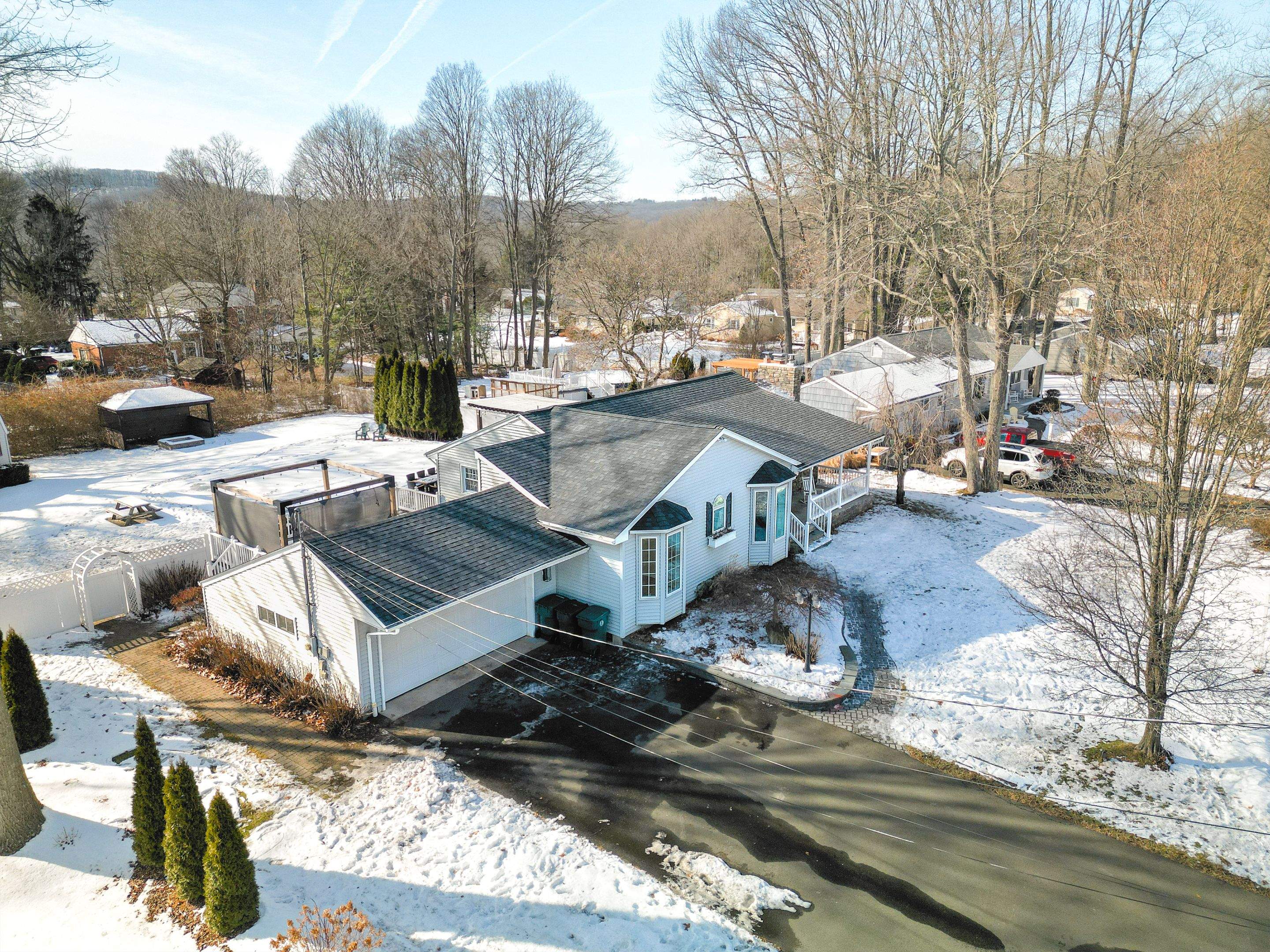 Cheshire, CT  by All site builders LLC