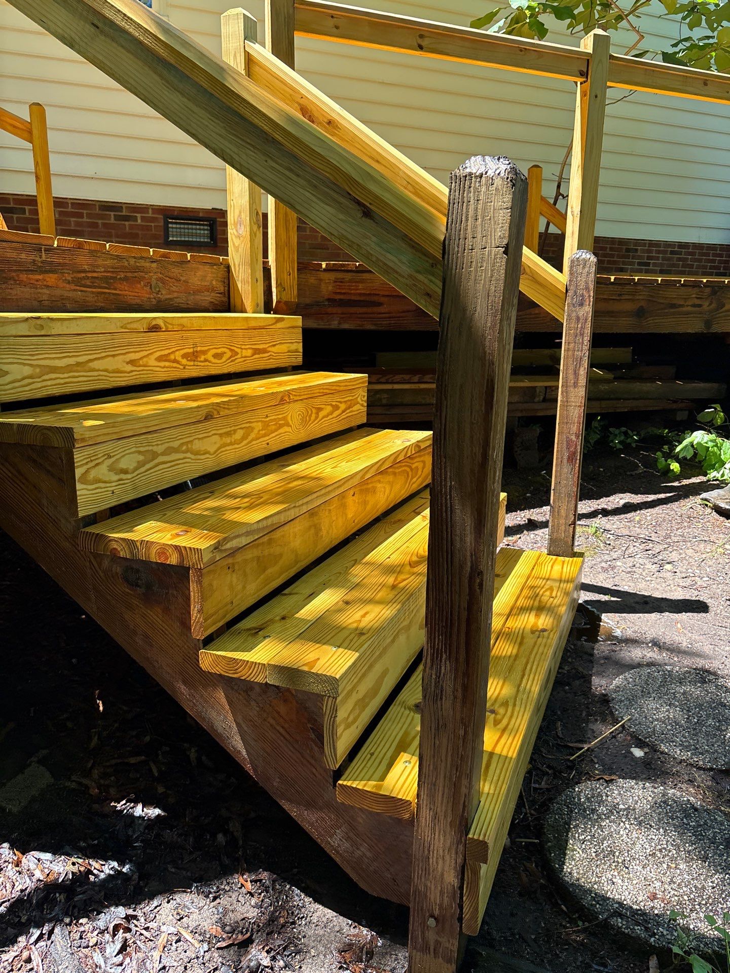Deck using Wood Sealant by DuraSeal