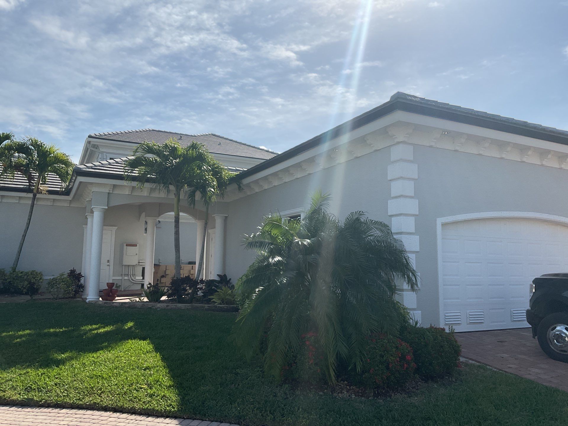 7-Inch Seamless Gutters for Heavy Rainfall in Cape Coral FL by Gutter Professors