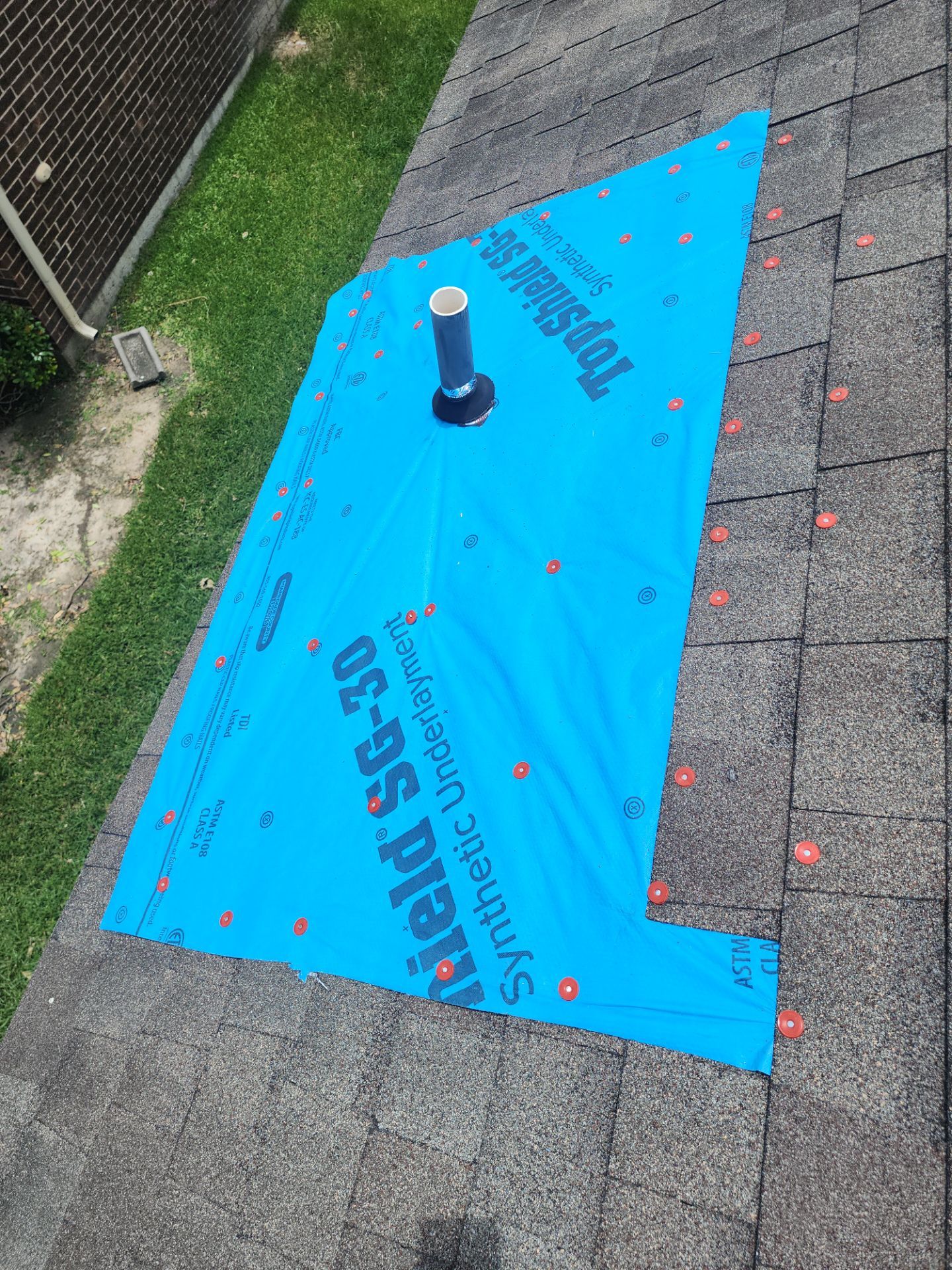 Hail Damage using Owen's Corning Duration (Lifetime) Shingles by Roof Repair Company