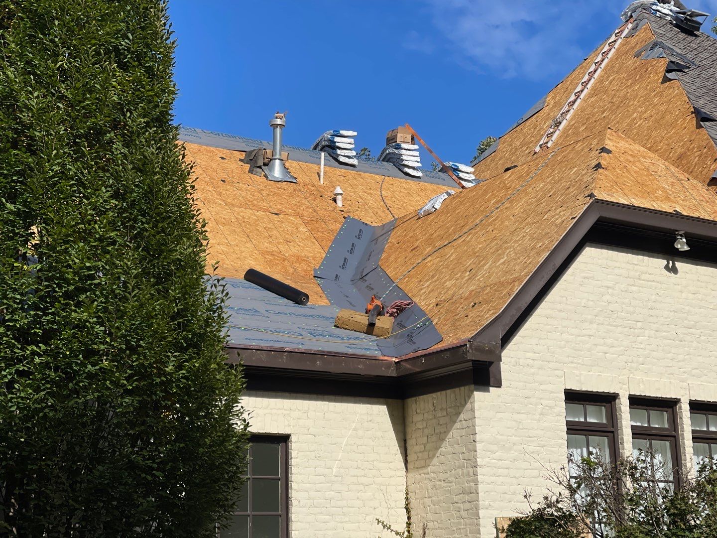 Presidential Shake Install by Paragon Roofing