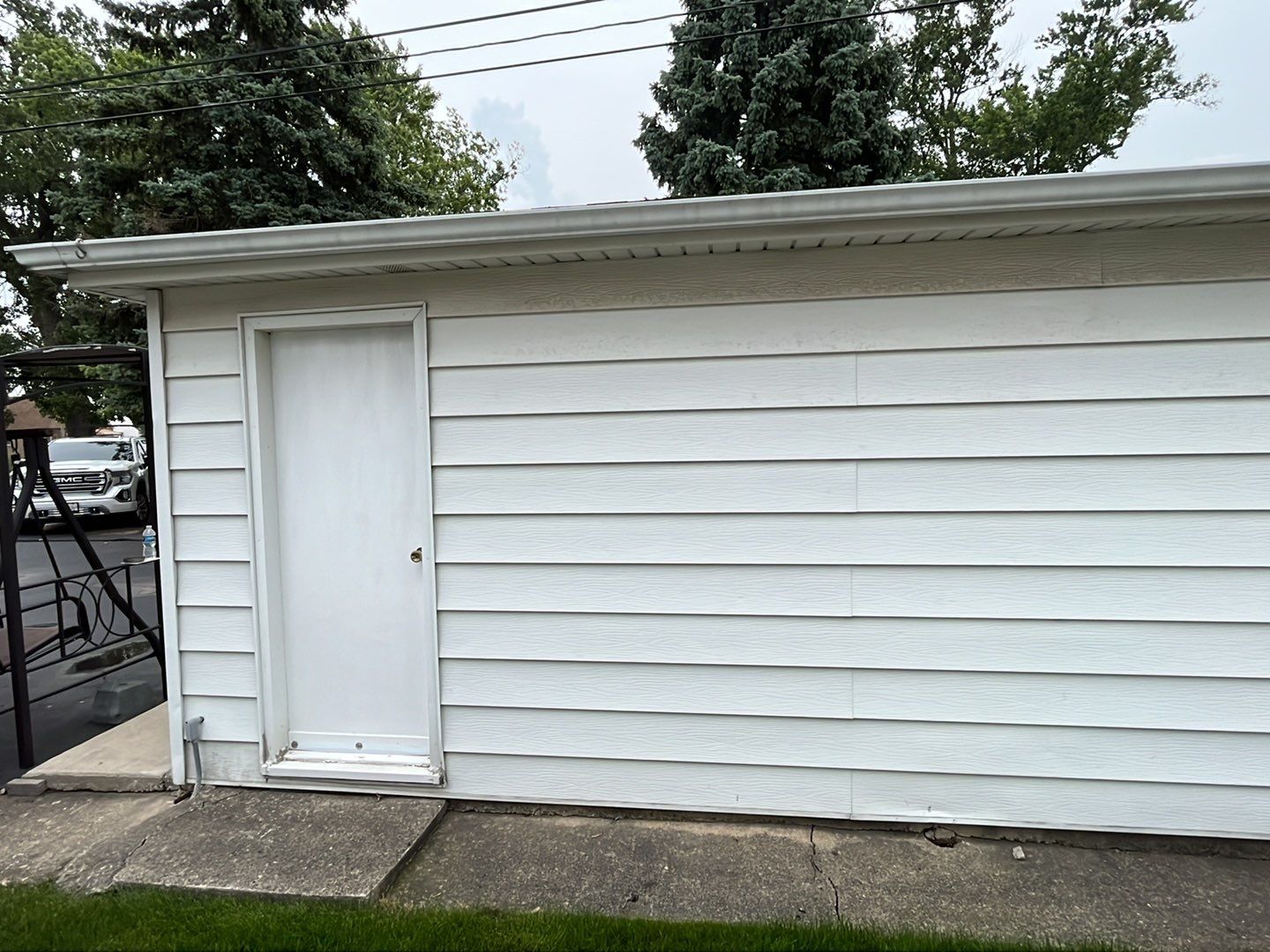 Residential Roofing Repair by G2