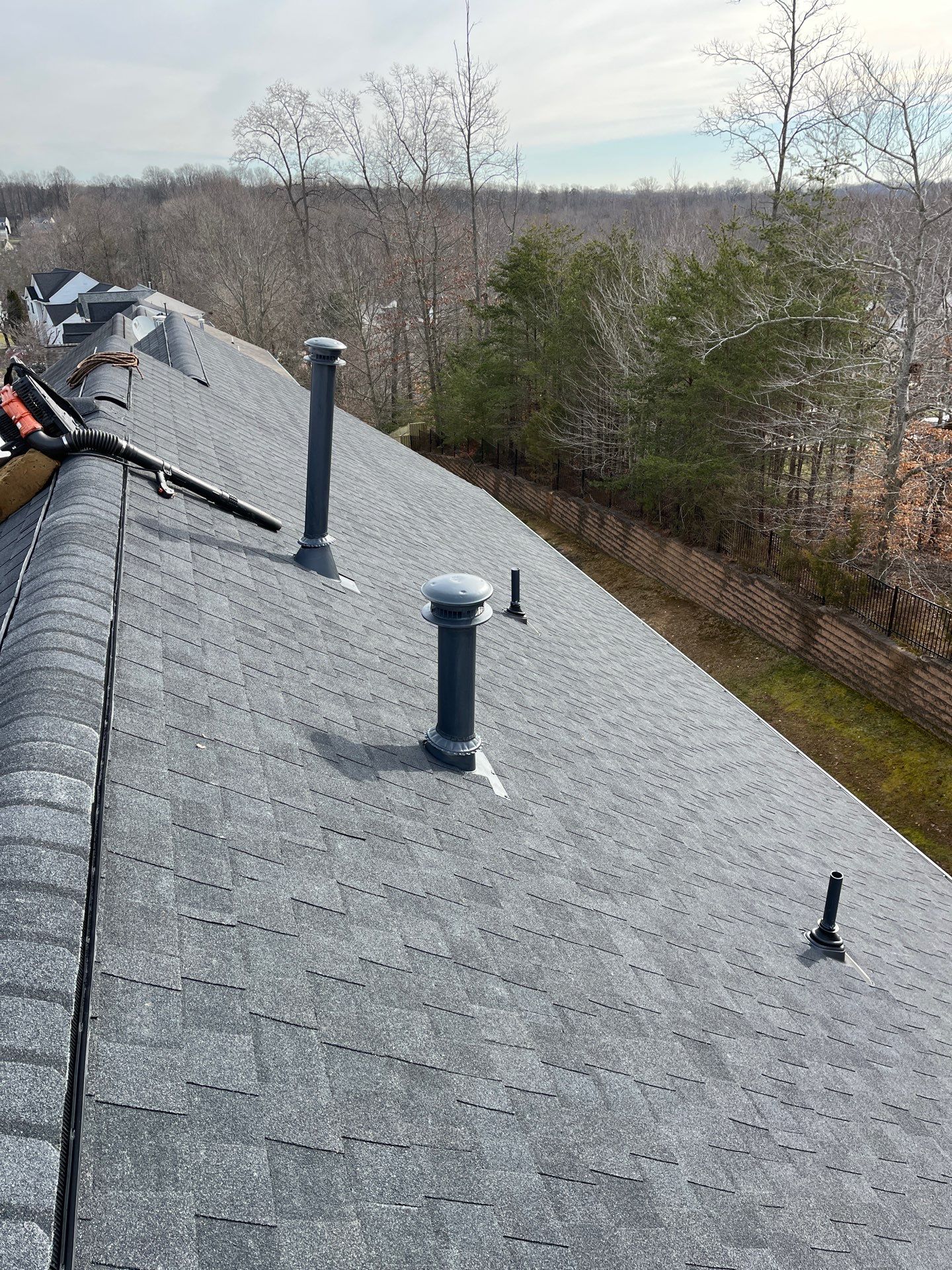 Woodbridge CertainTeed Landmark Roof in Charcoal Black by RM Banning, Inc.