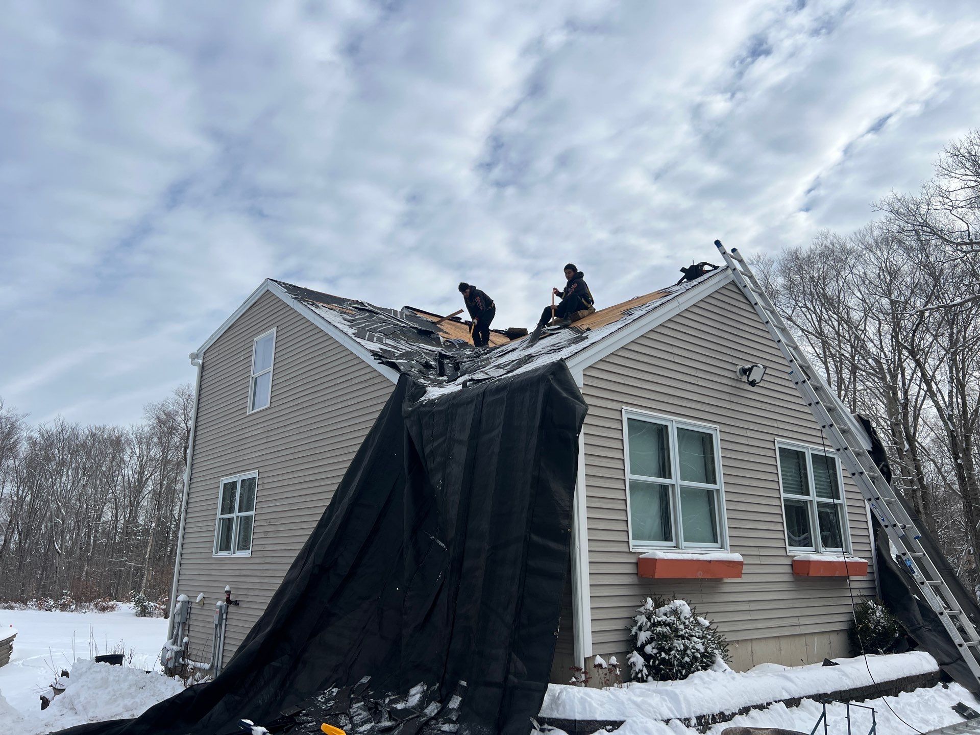 Roof Installation in Strafford New Hampshire by Tall pine roofing