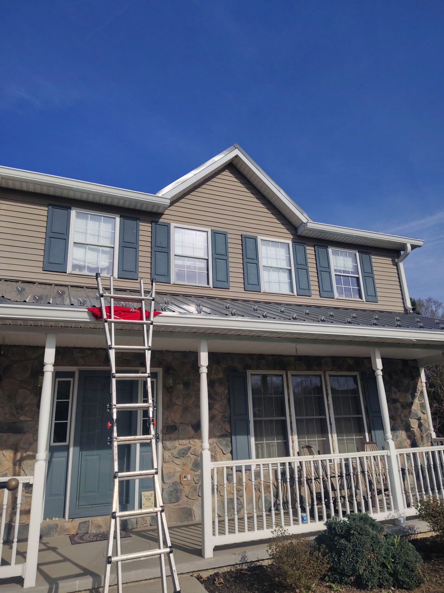 Residential Roofing Installation using Everlast Azm Panel -charcoal by Teflon Roofing