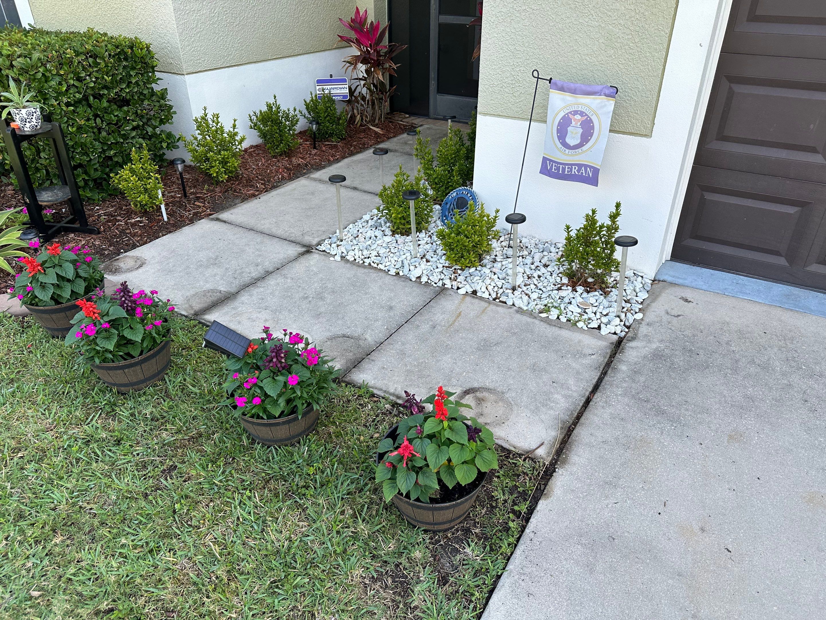 Driveway Cleaning in River Plantation Community, Parrish, FL by Sunshine AquaWash