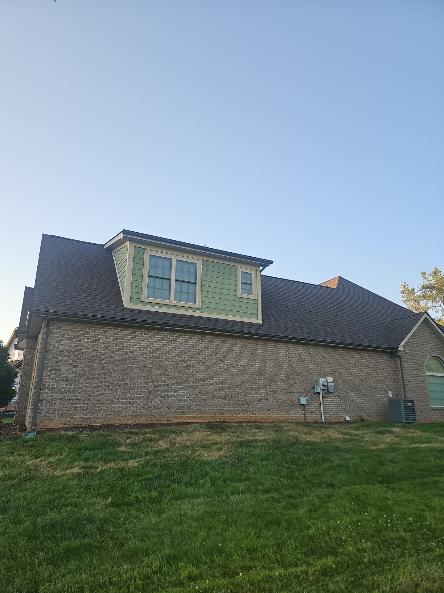 Dye Residence by Omnia Roofing