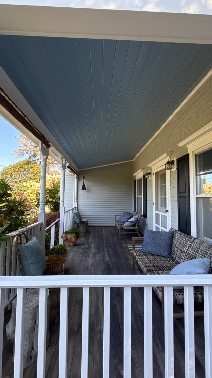 Project in Rockport by NORTH ATLANTIC PAINTING COMPANY 