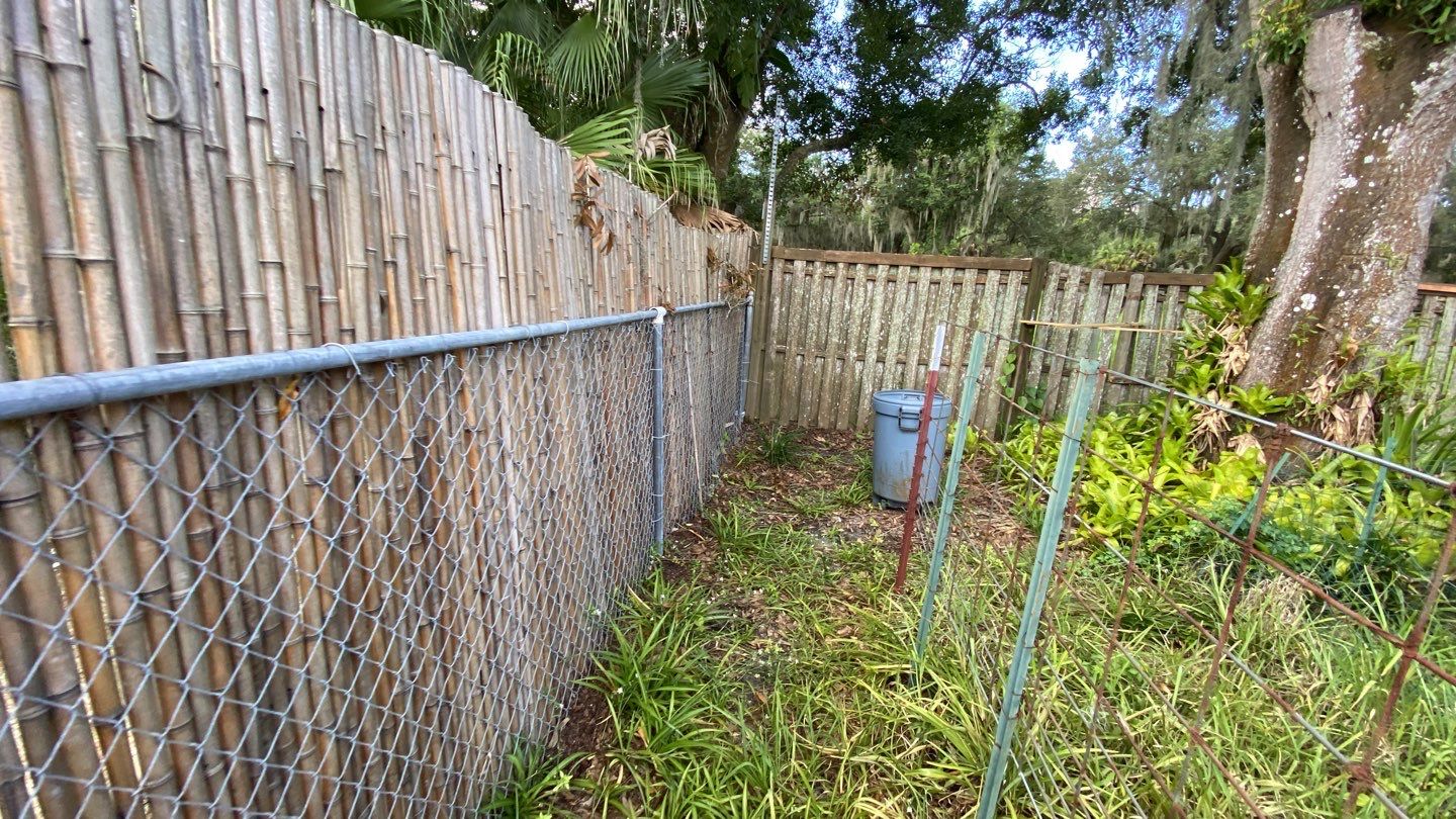 Bradenton, FL 6 ft. White Vinyl Privacy Fence by Asap fence and gates, LLC