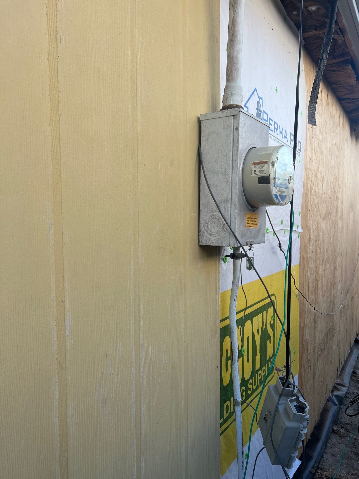 Bayfront Knows Breakaway Walls! by Bayfront Roofing and Construction