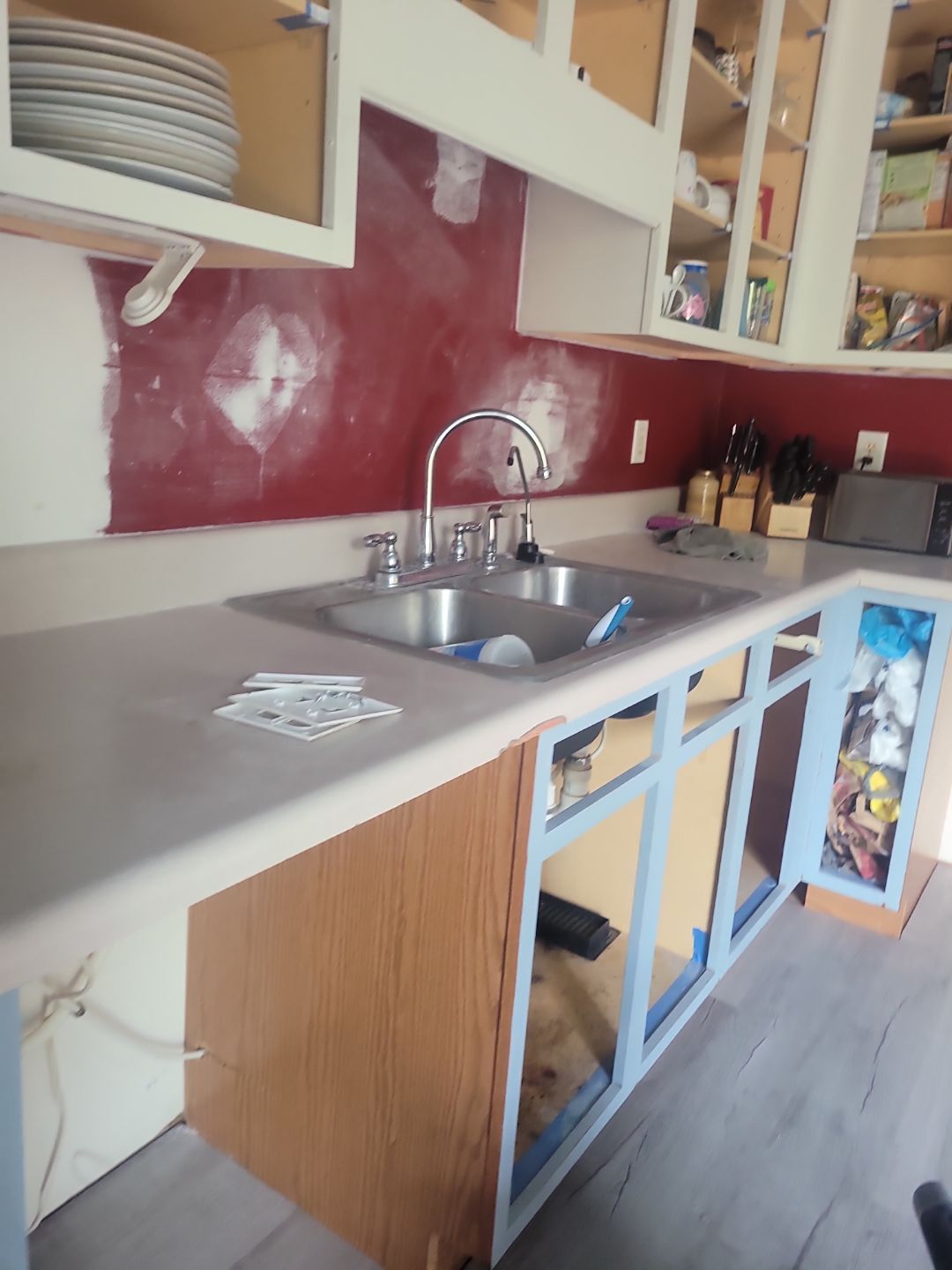 From Dated to Dreamy: A Fresh Take on a Holly Springs Kitchen by Elite Remodeling and Design LLC