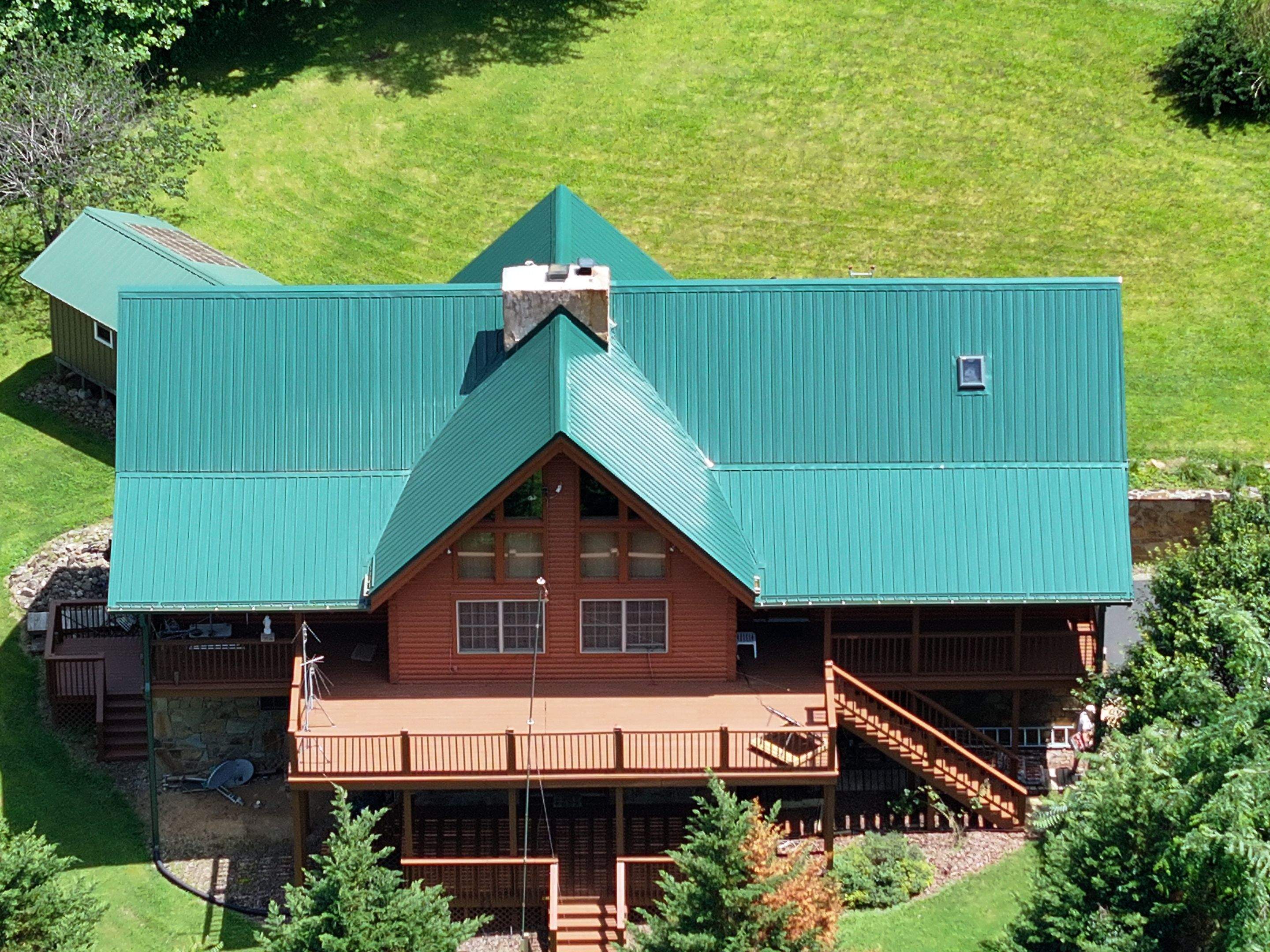 Crigger Residence by Omnia Roofing