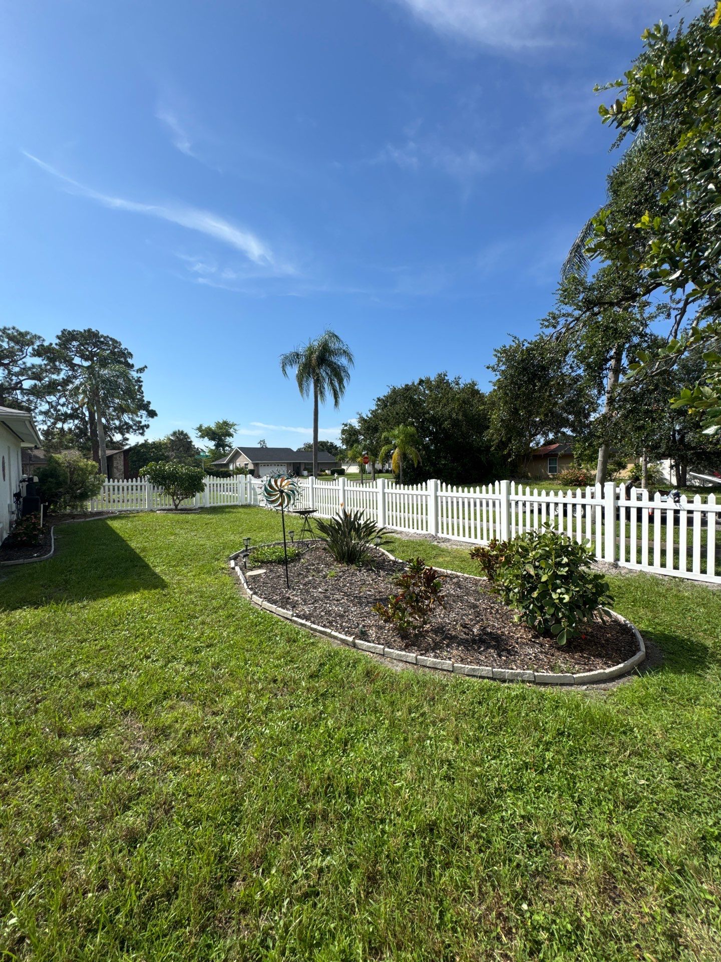 1371 Palmwood Dr  by H&Y Fence
