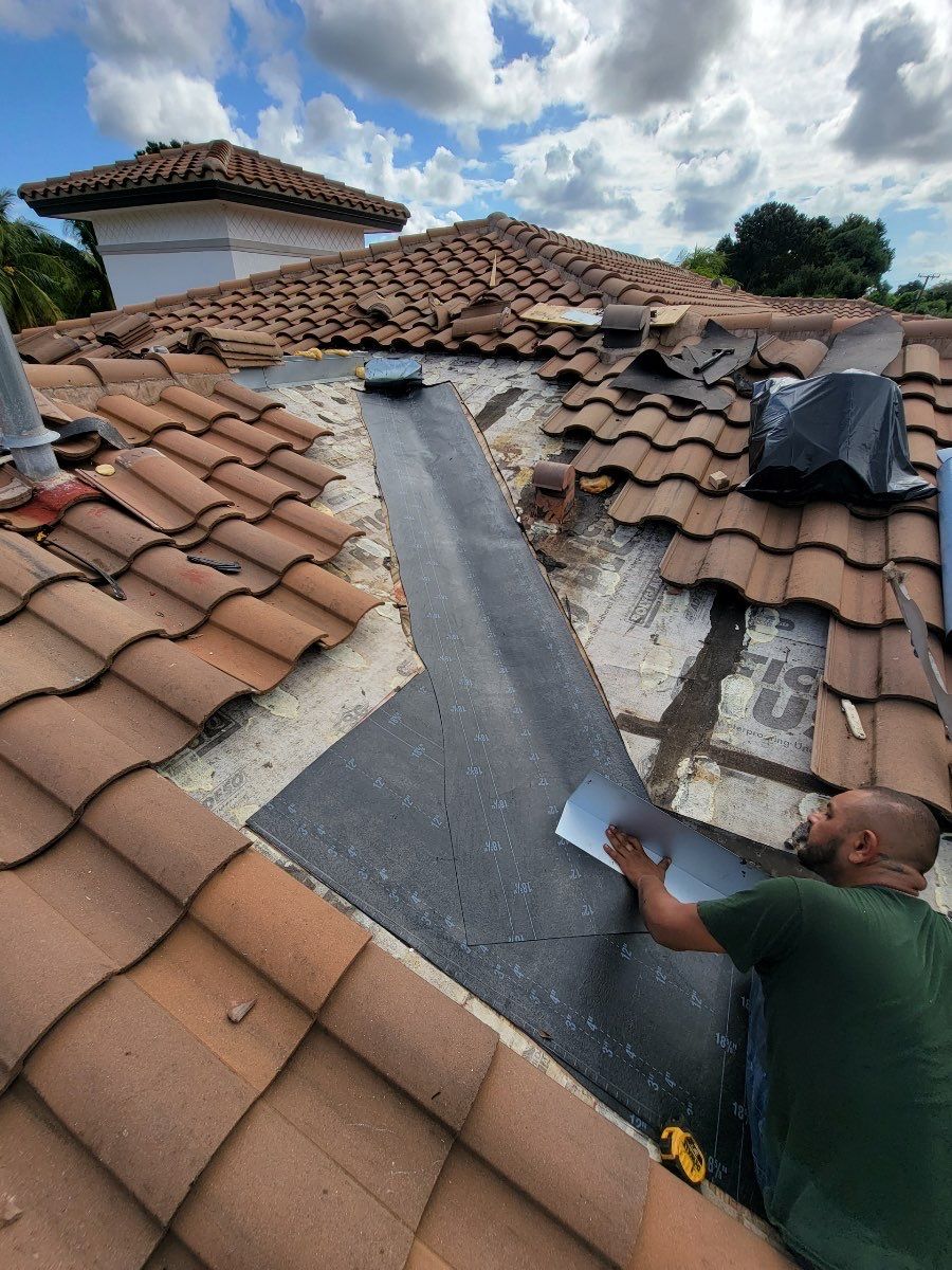 SW 8th St, Plantation, FL by G&J Roofing 