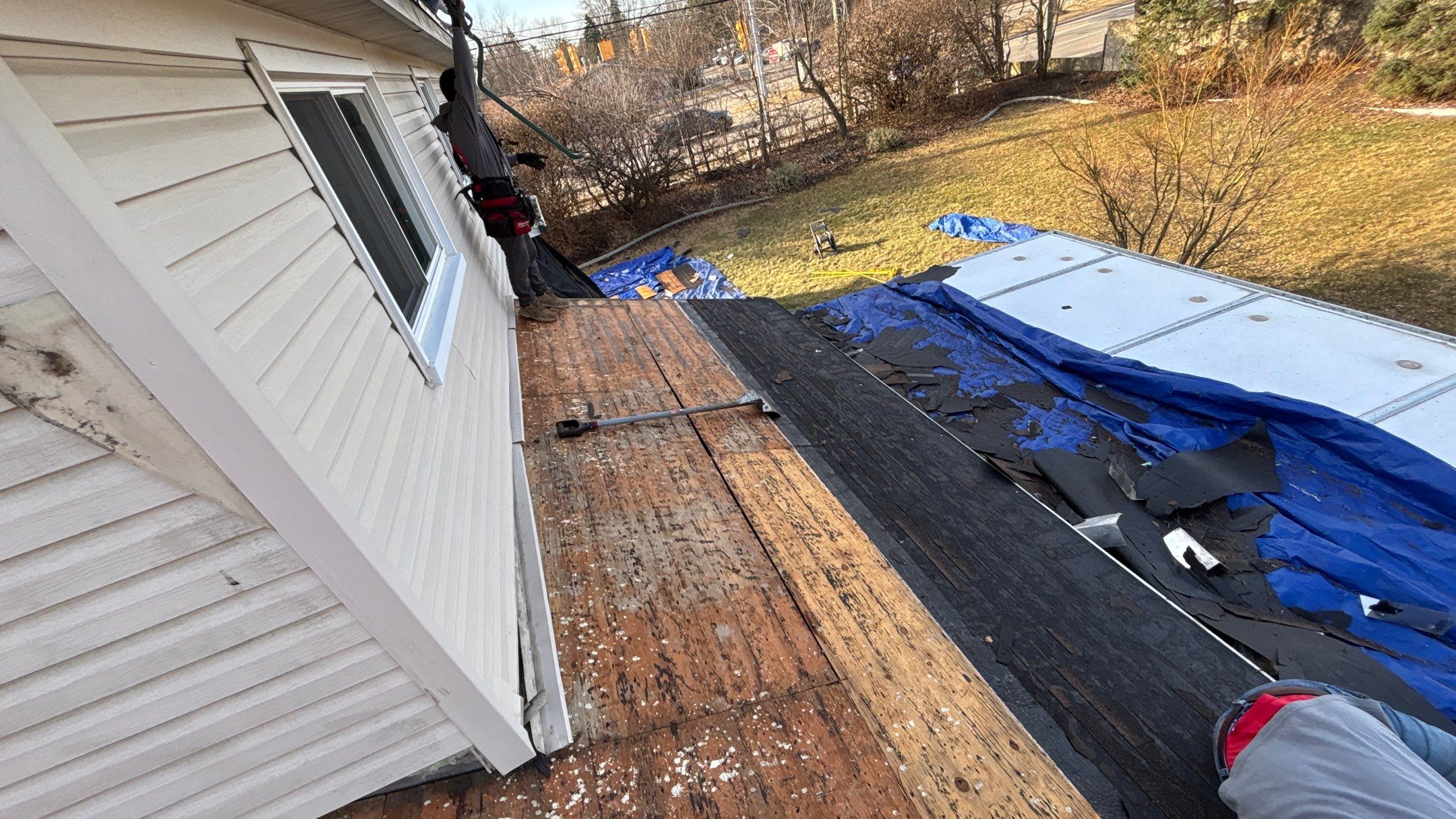 Roof Replacement using CertainTeed Landmark Resawn Shake by 180 Contractors