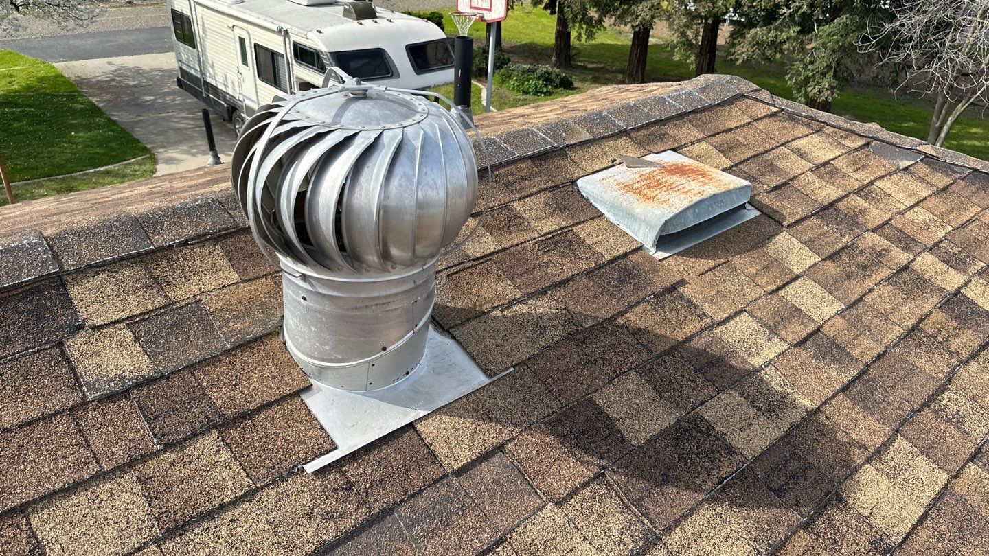 GAF Timberline HDZ-RS shingle project by Straight Edge Roofing Inc