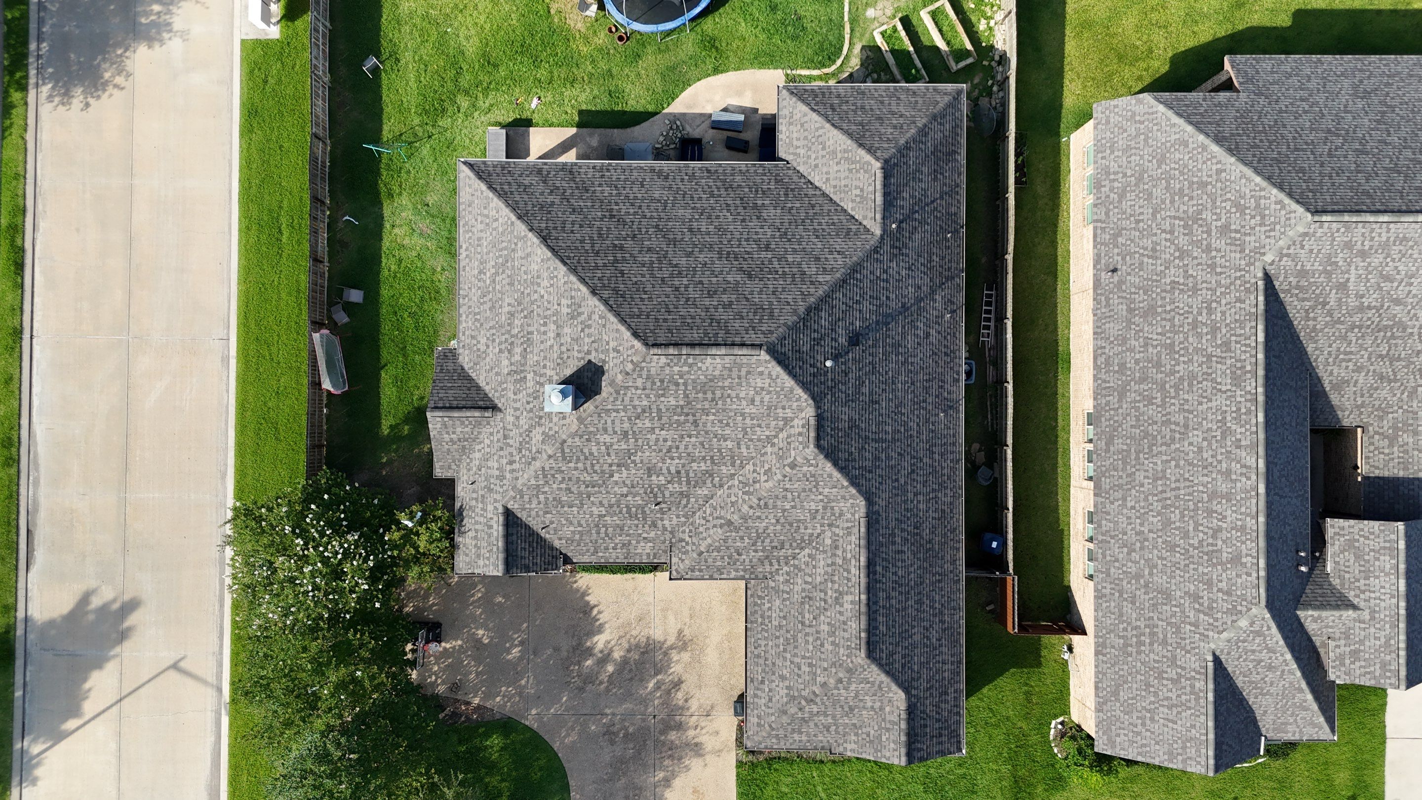 IKO Dynasty Driftshake by Perennial Roofing 