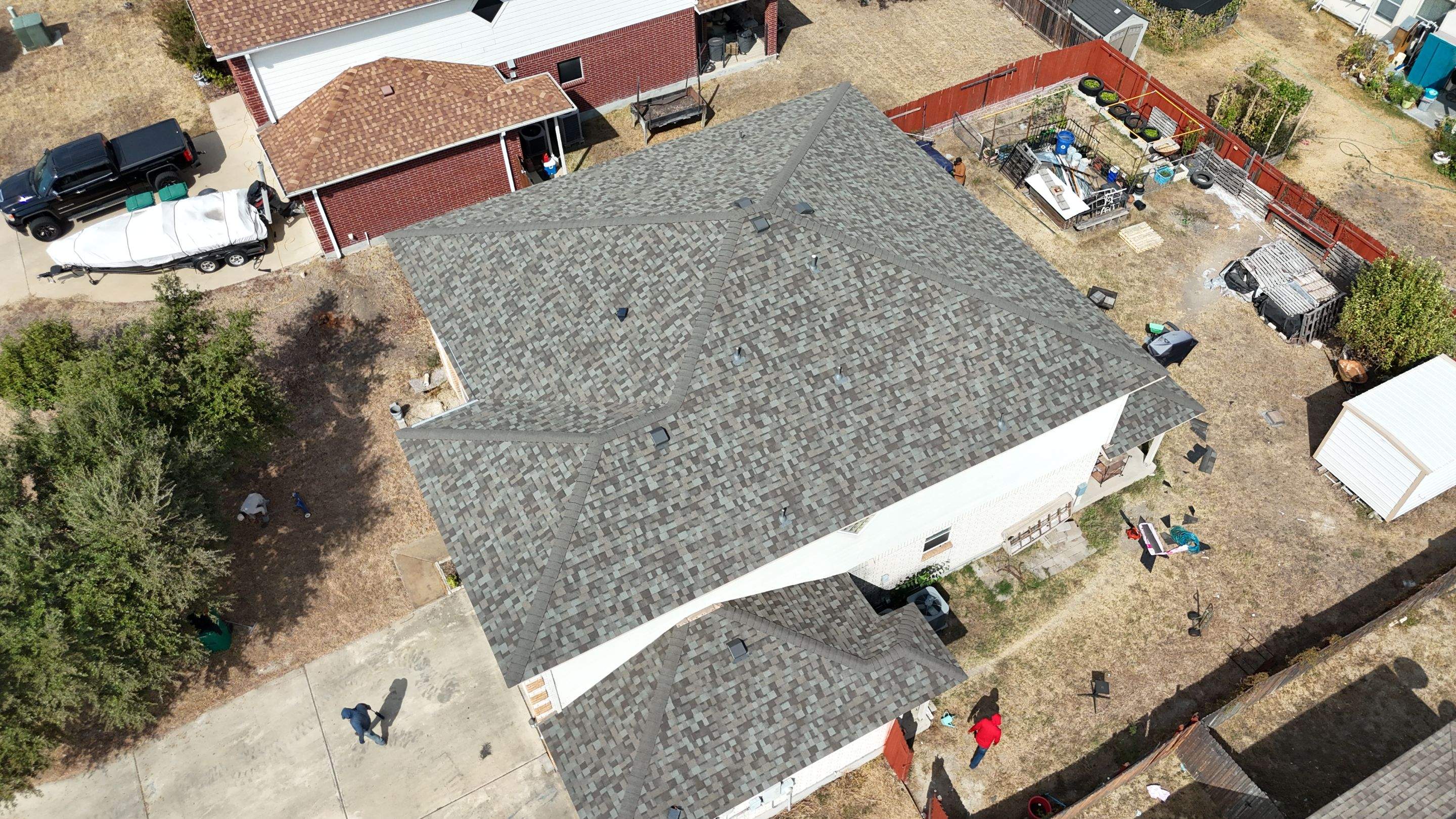 Driftwood - Owens Corning TruDefinition Duration by RoofsOnly.com