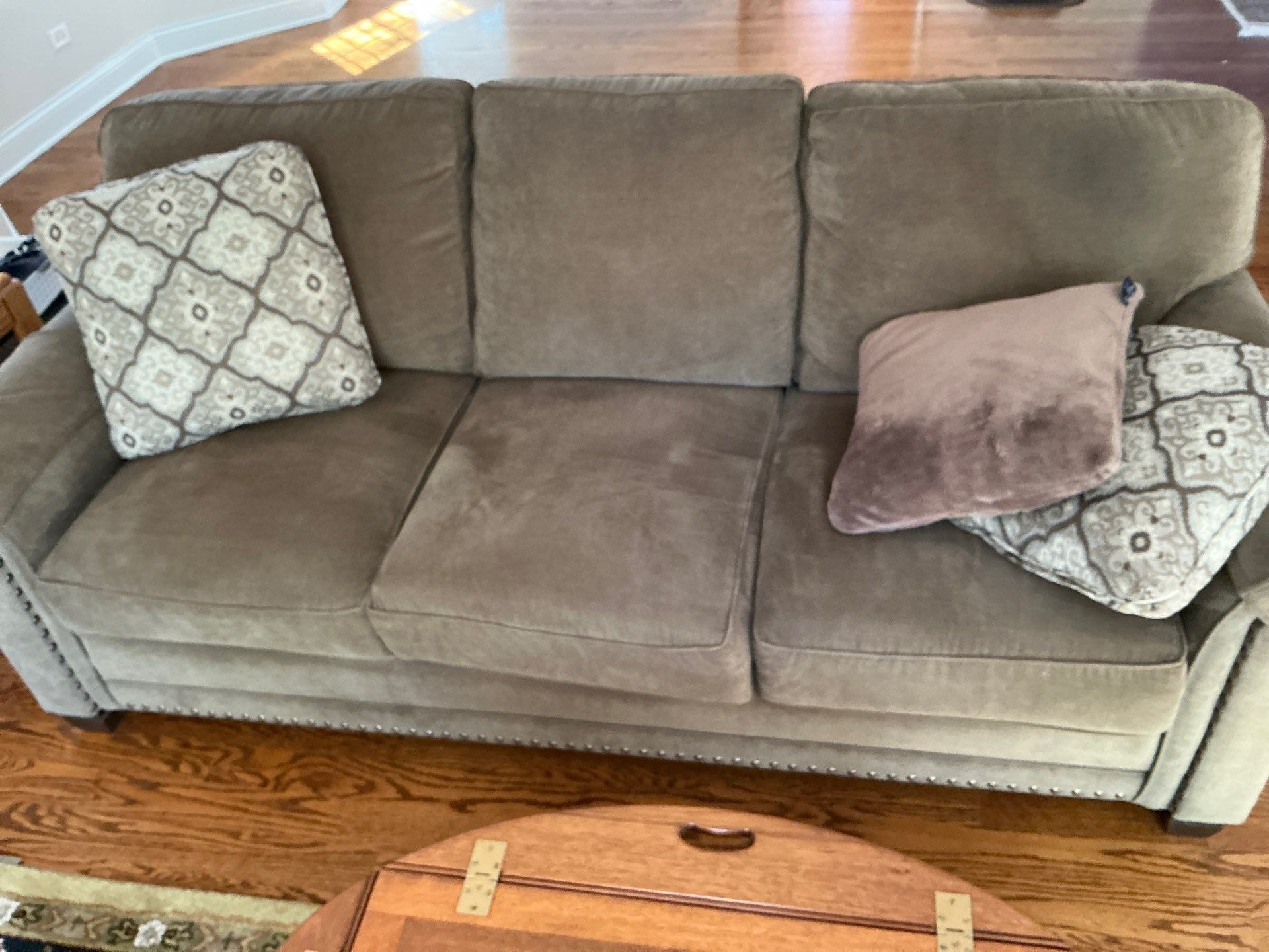 Glen Ellyn by The Junkluggers of Chicago NW Suburbs