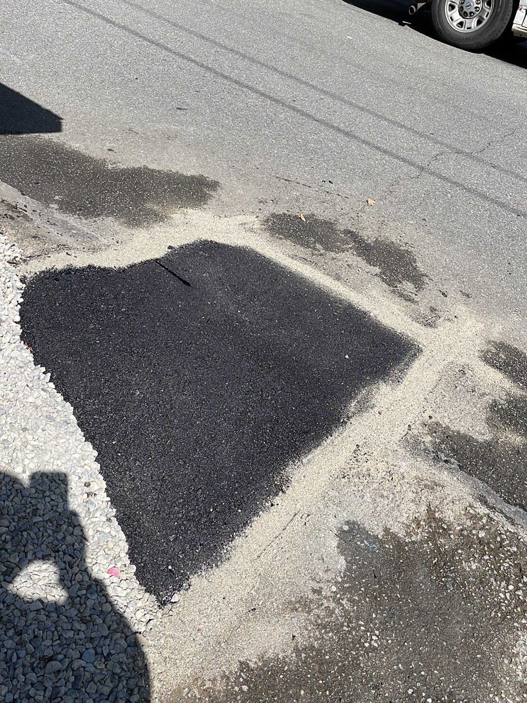 Luxury DBH | Asphalt Driveway Repair  by Jireh Asphalt & Concrete Inc 