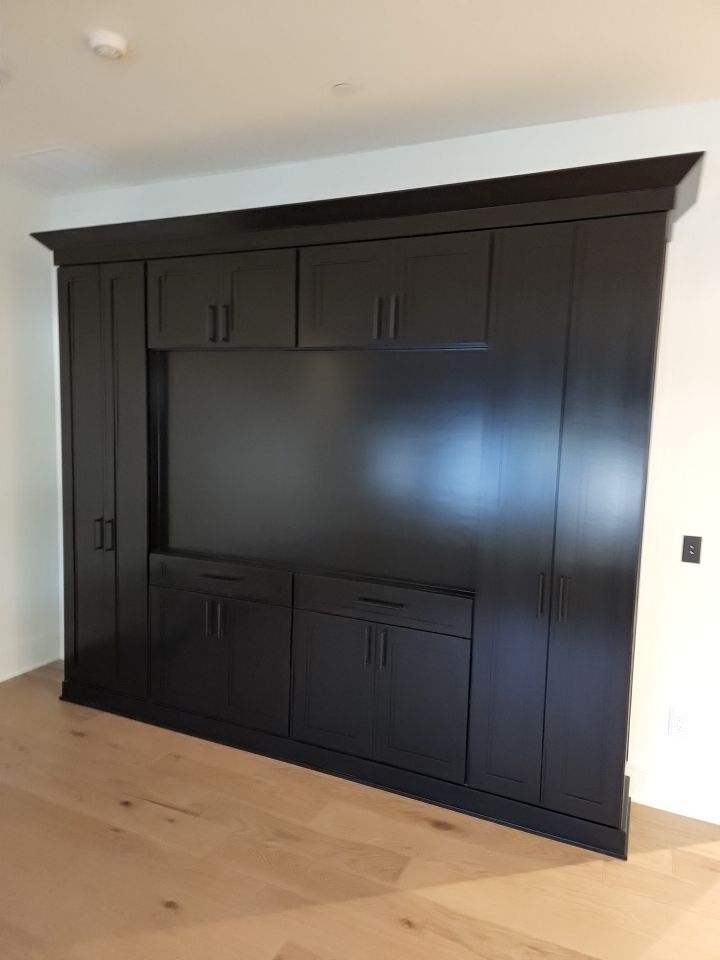 New home construction paint job by Cutting edge painting 