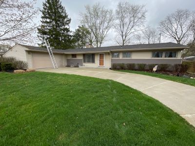 Roof Replacement using CertainTeed Landmark Weathered Wood