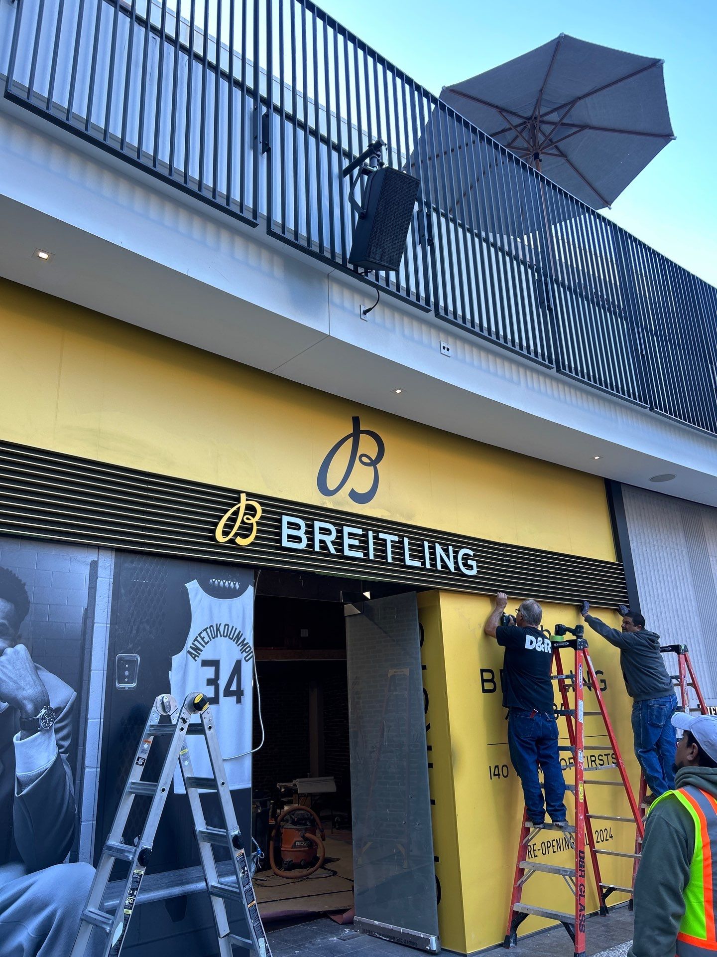 Project in Los Angeles by Golden State Signs