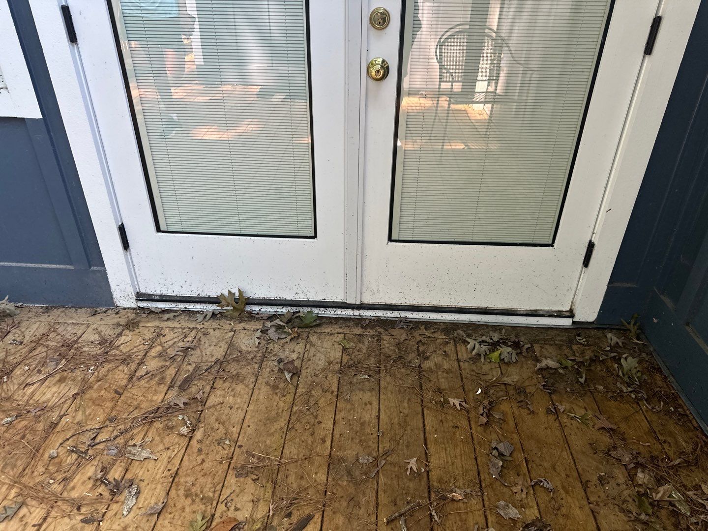 Weathered Deck using Wood Sealant by DuraSeal