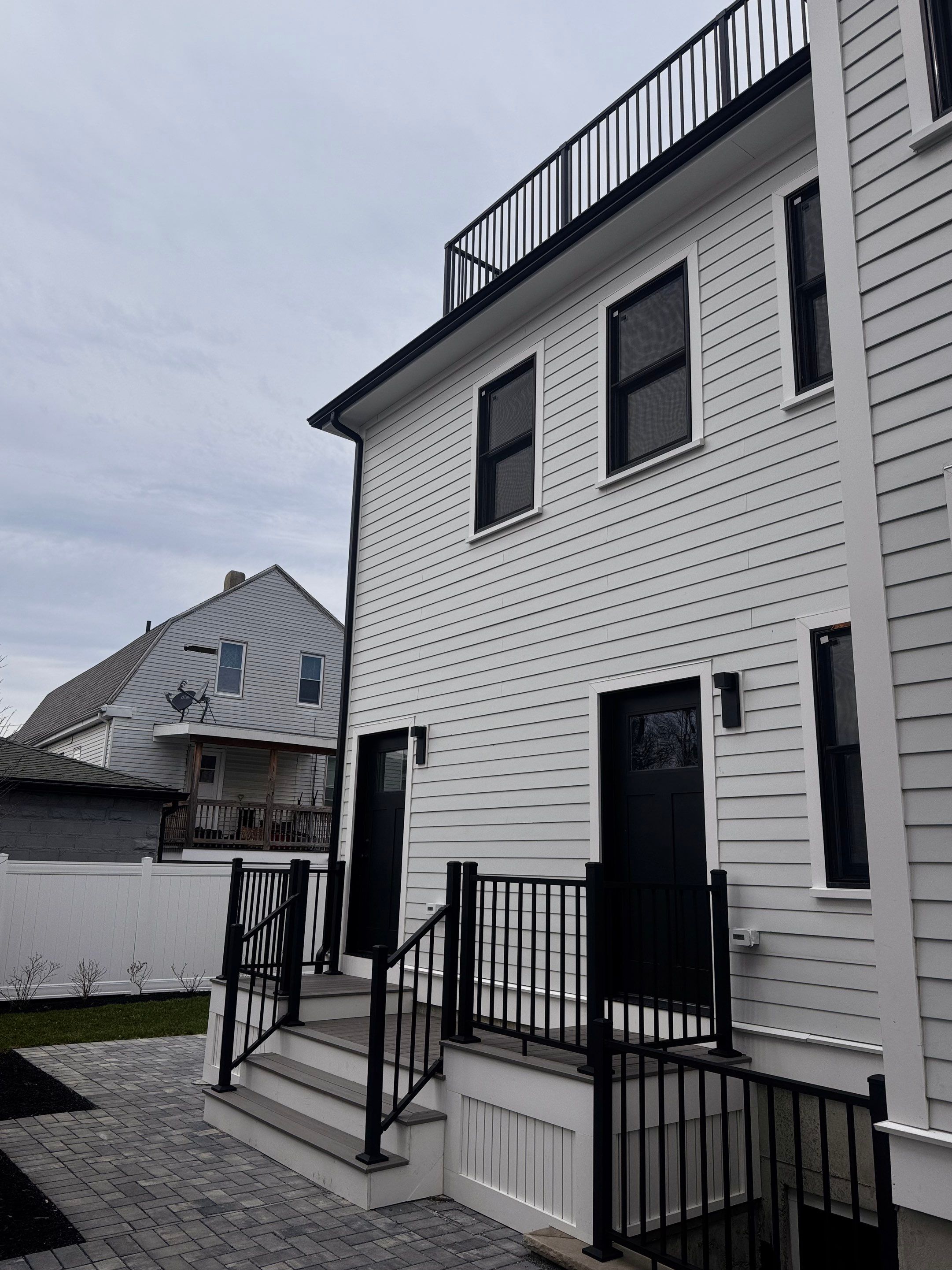 Black Gutter Installation by JOHNNYS PRO