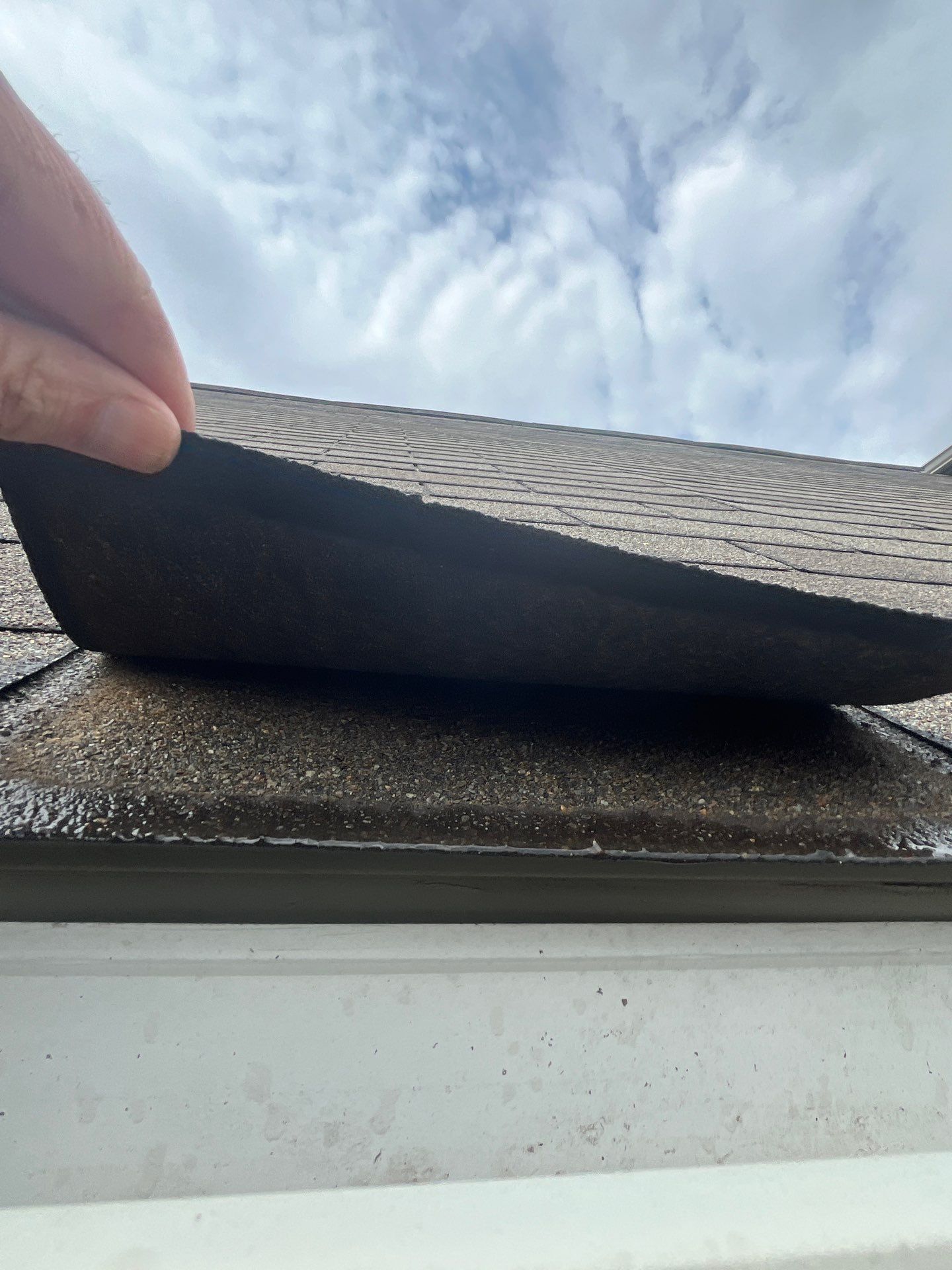 Roof Replacement using Owens Corning Onyx Black by 180 Contractors