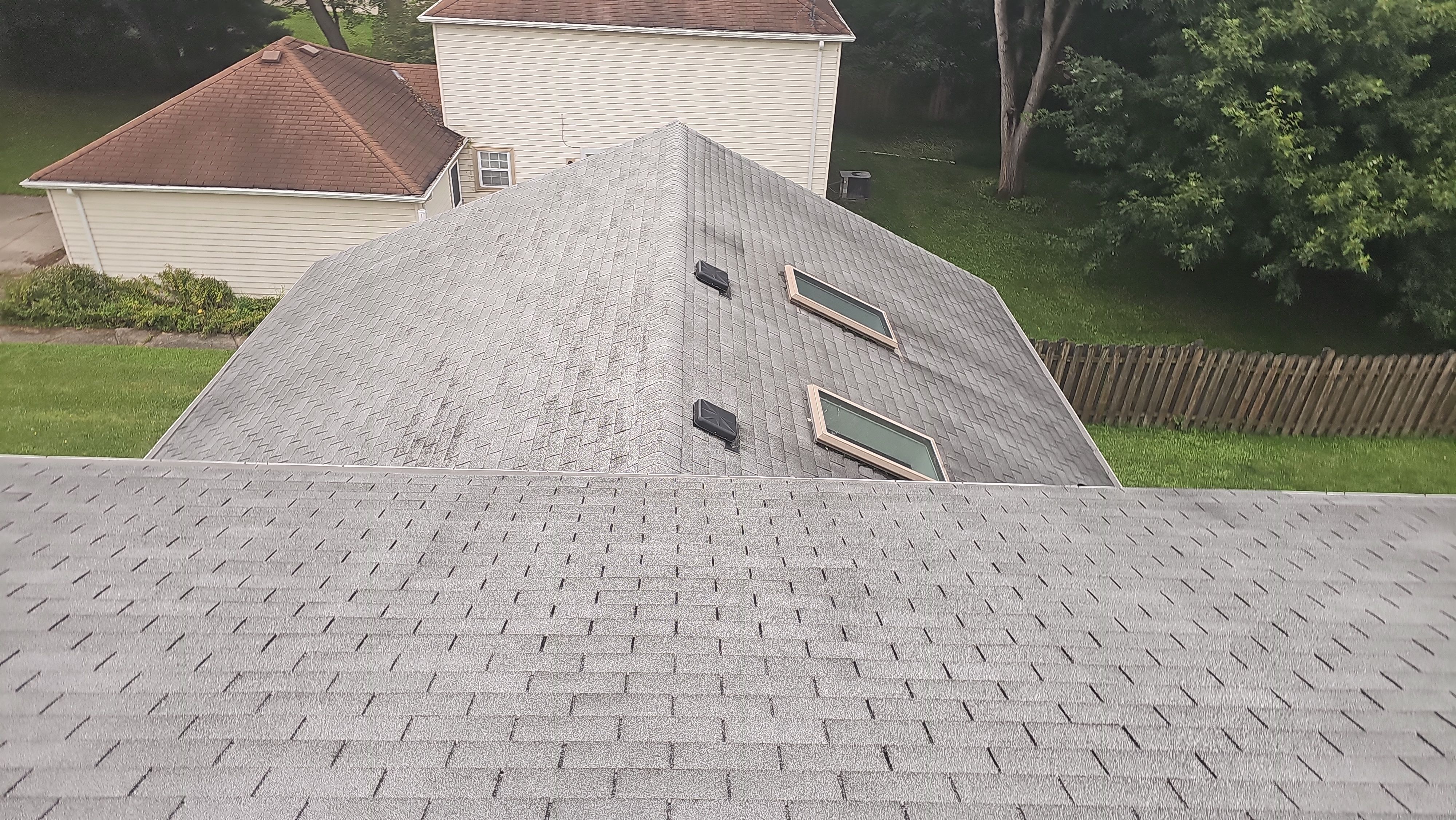 Atlas Pinnacle, Color, Coastal Granite, Drip Edge, Tuxedo Gray by Eagle Eye Roofing