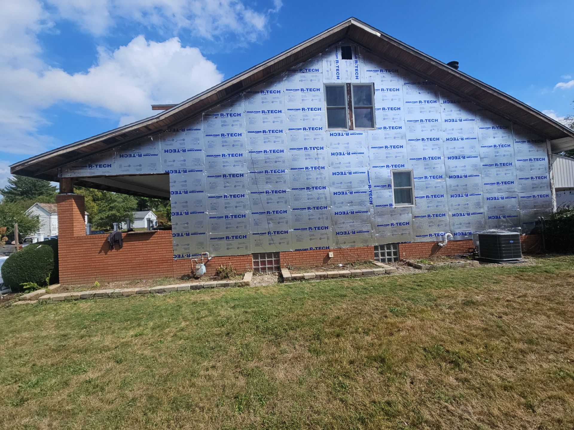 New Philadelphia Ohio Shingle Roof and Siding Installation by Pine Ridge Roofing LLC