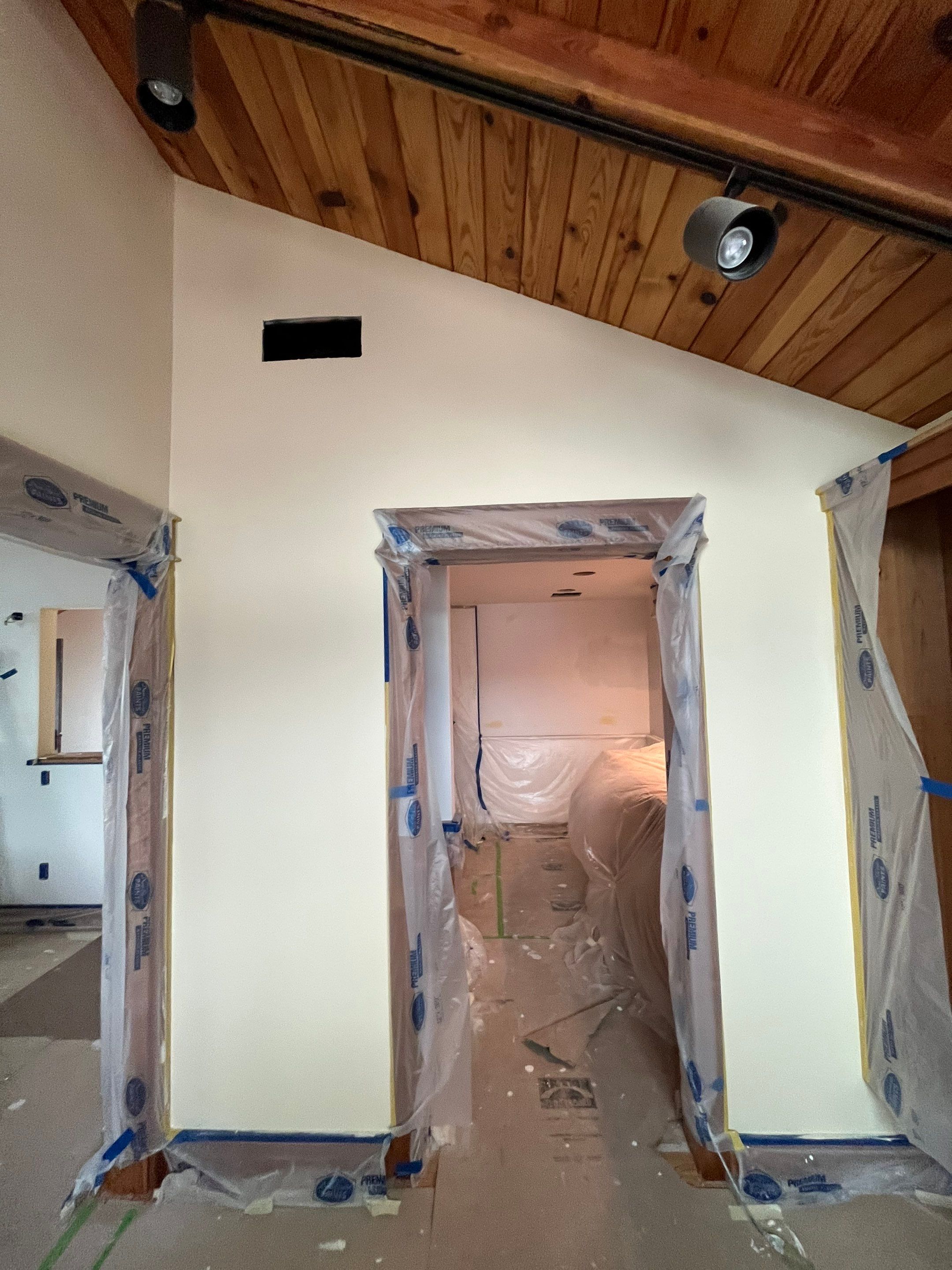 Custom interior painting and decorating by Herrera’s Bay Area Painting inc.