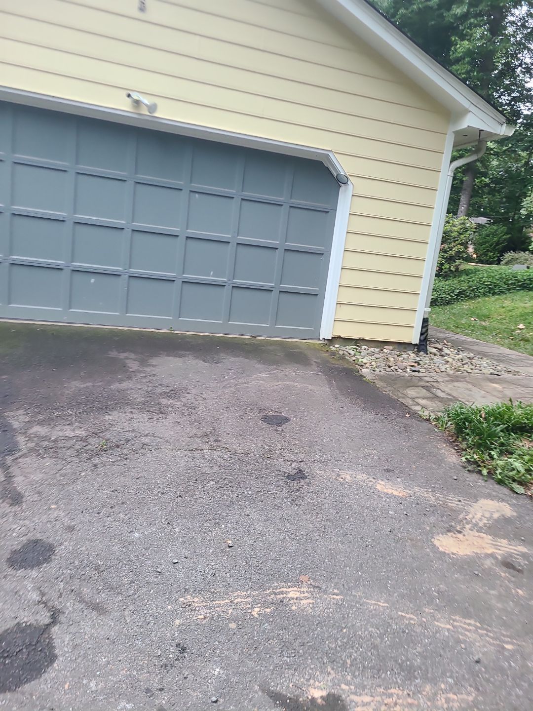 Oakton: Roof Replacement With CertainTeed Landmark Designer Shingles in Pewter by RM Banning, Inc.