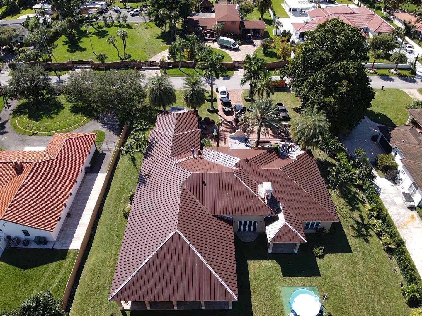Metal Roof - Galvalume - Mansard Brown by Istueta Roofing