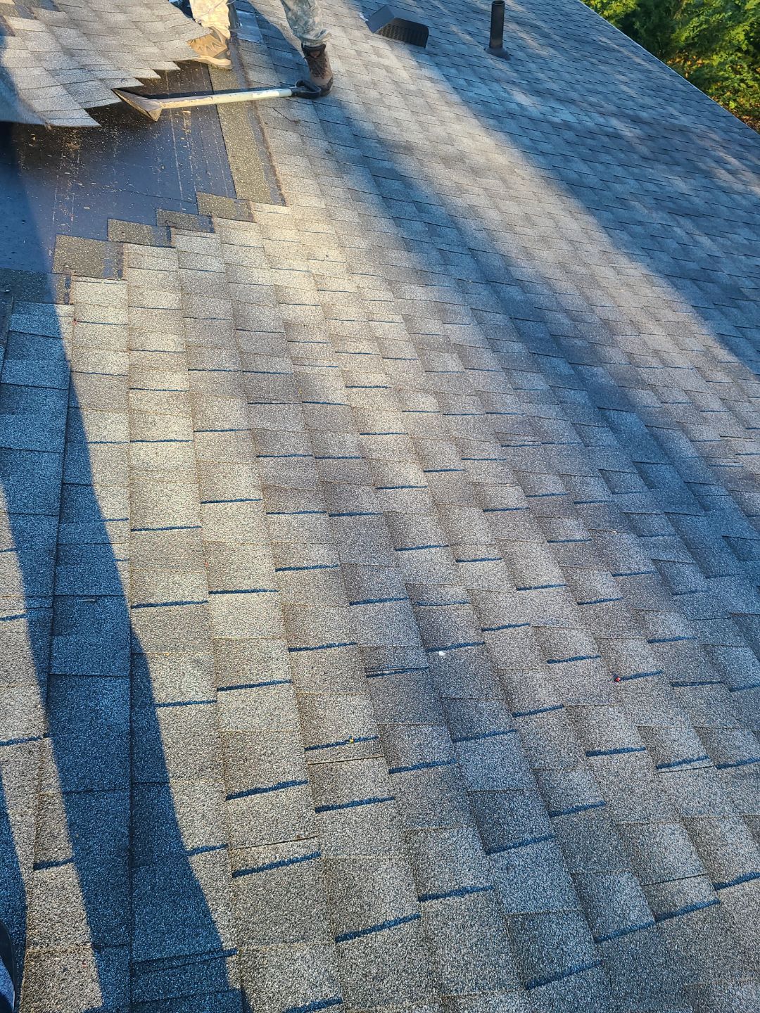 Springfield CertainTeed Landmark Pro Roof in Max Def Pewter by RM Banning, Inc.