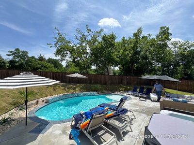 Rowlett Freeform Pool with Water Feature