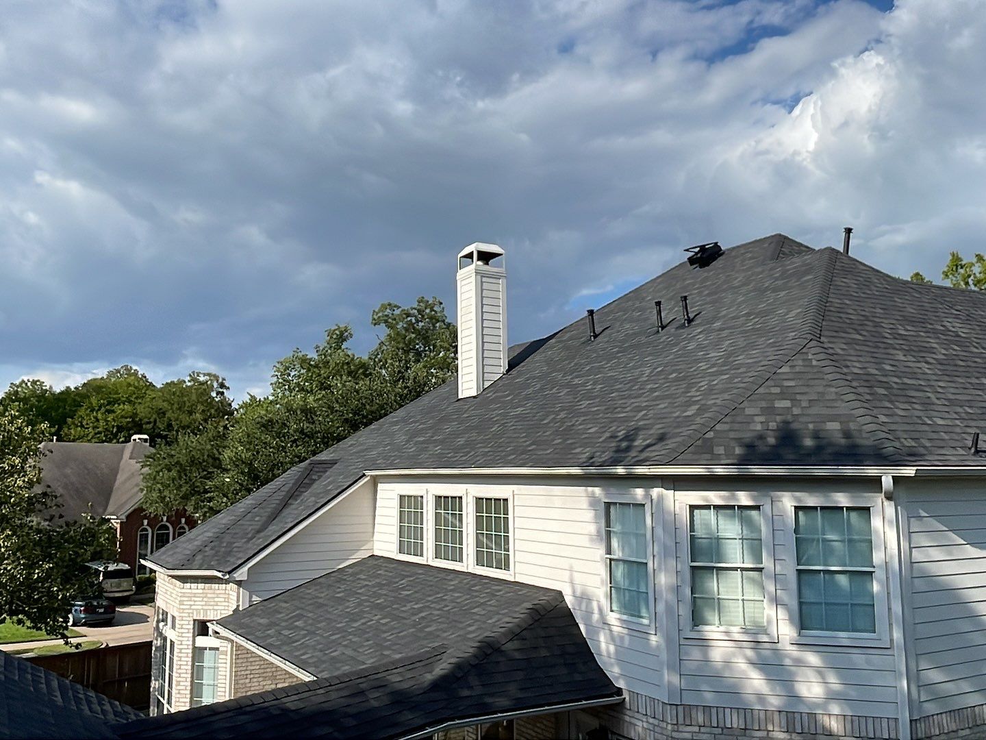 Residential Roofing Installation using Owen's Corning Duration (Lifetime) Shingles by Roof Repair Company